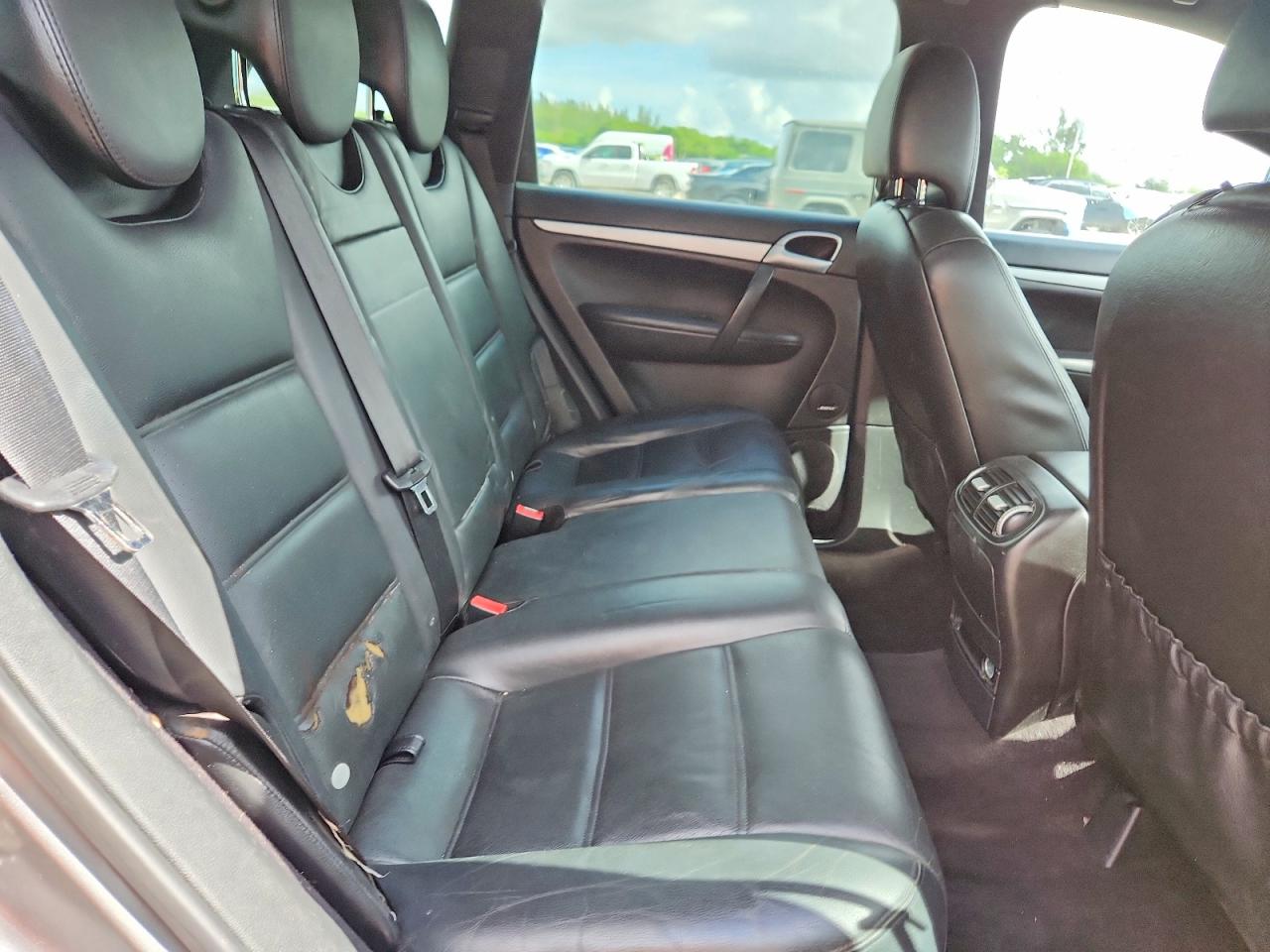 2008 Porsche Cayenne Gray vin: WP1AA29P98LA26196