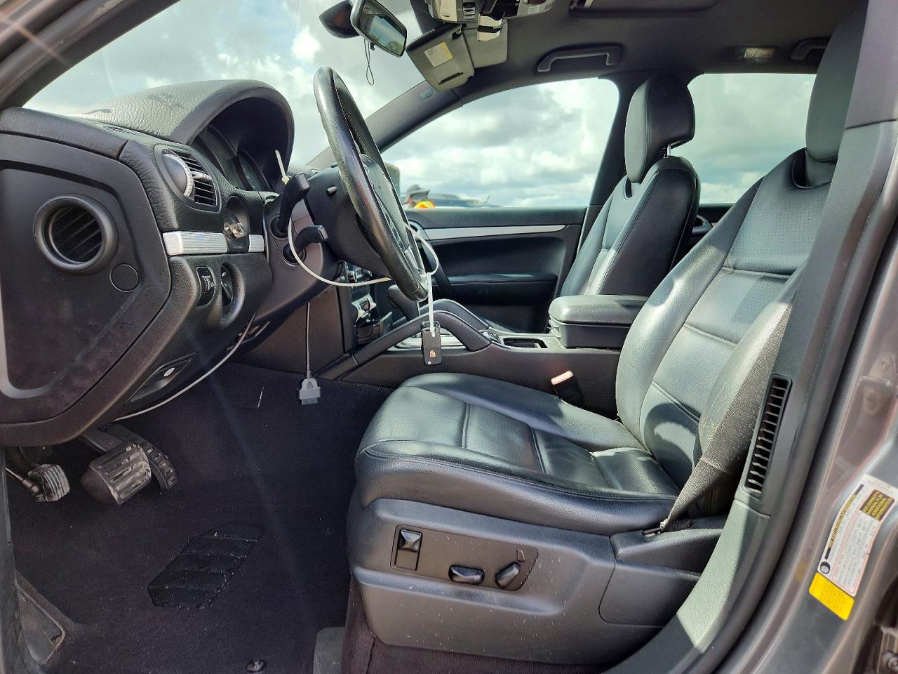 2008 Porsche Cayenne Gray vin: WP1AA29P98LA26196
