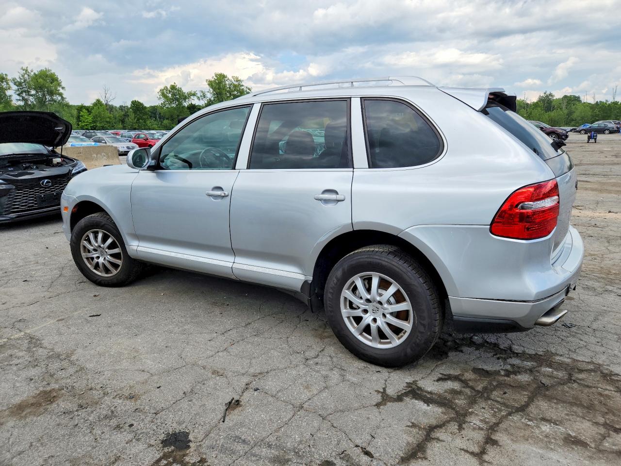 2008 Porsche Cayenne Silver vin: WP1AA29P98LA29227