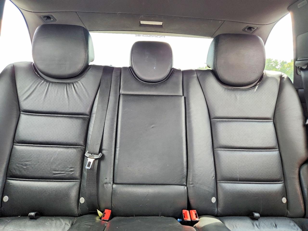 2008 Porsche Cayenne Silver vin: WP1AA29P98LA29227