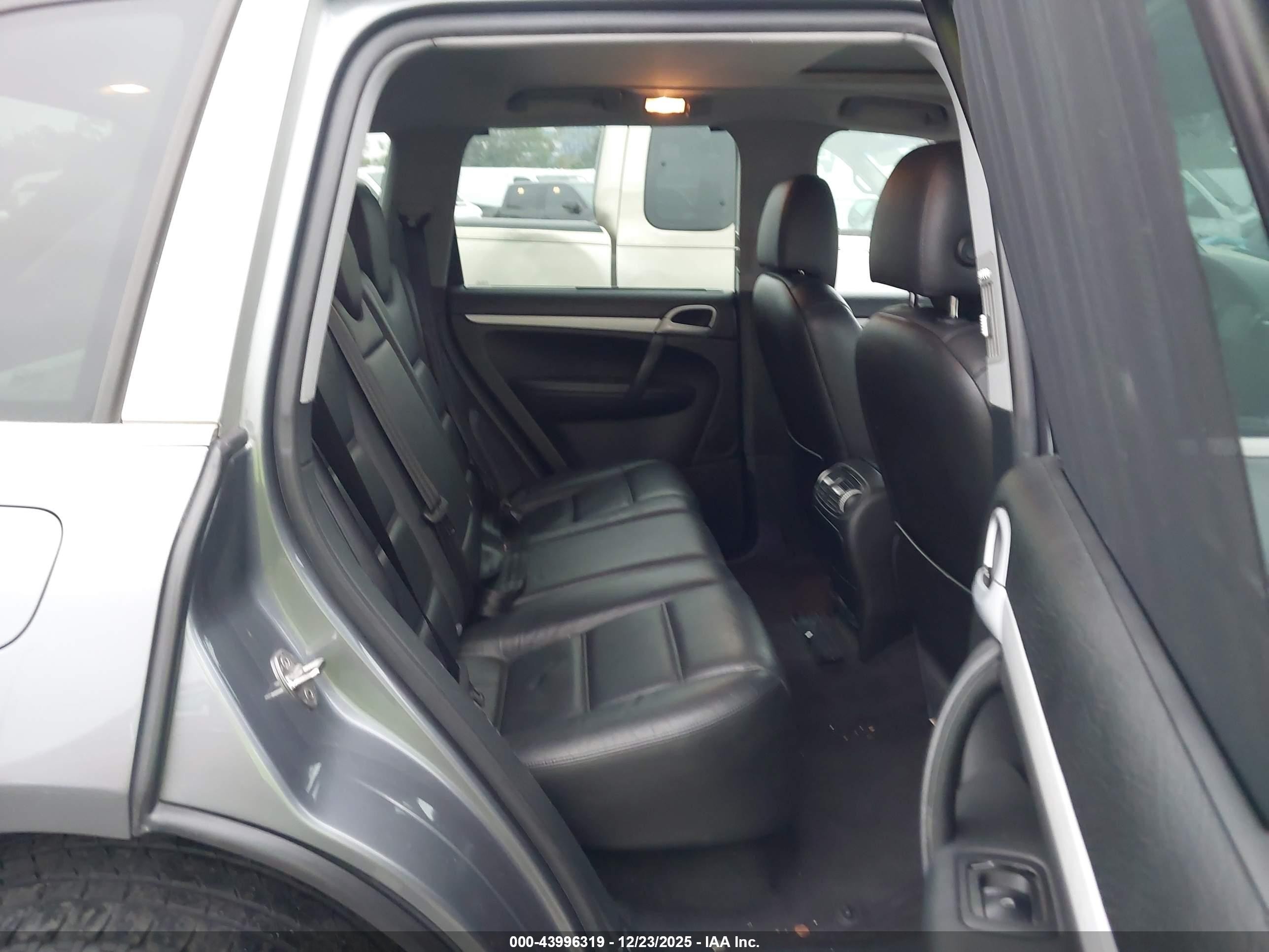 2004 Porsche Cayenne V6 Gray vin: WP1AA29PX4LA23401