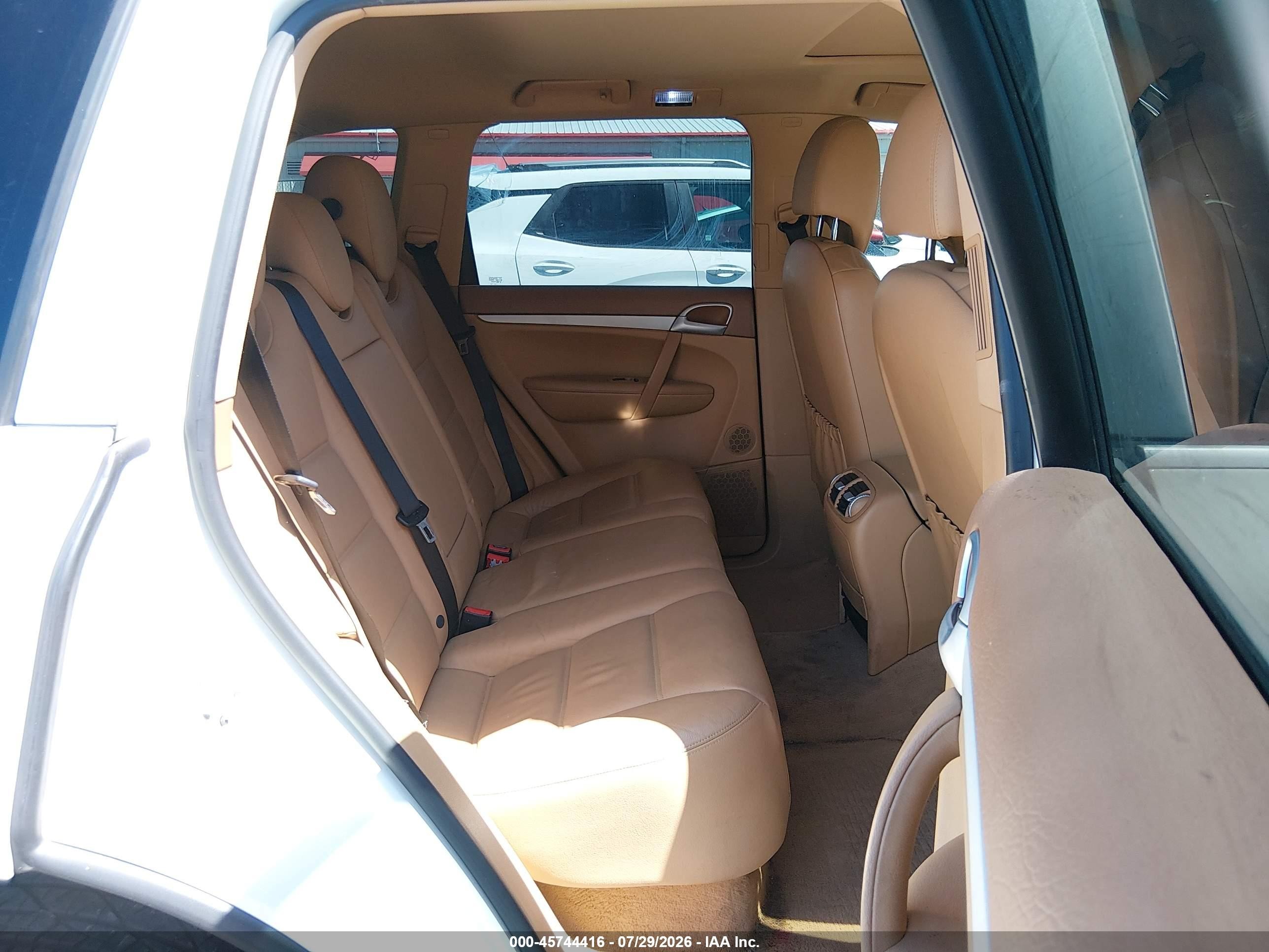 2008 Porsche Cayenne   White vin: WP1AA29PX8LA05454