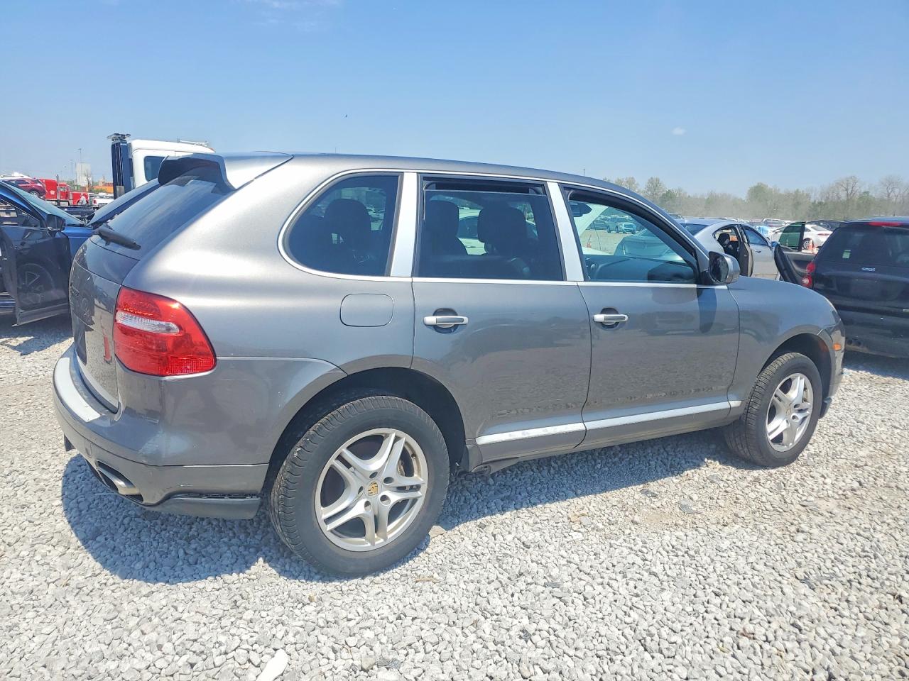 2008 Porsche Cayenne Серый vin: WP1AA29PX8LA27955