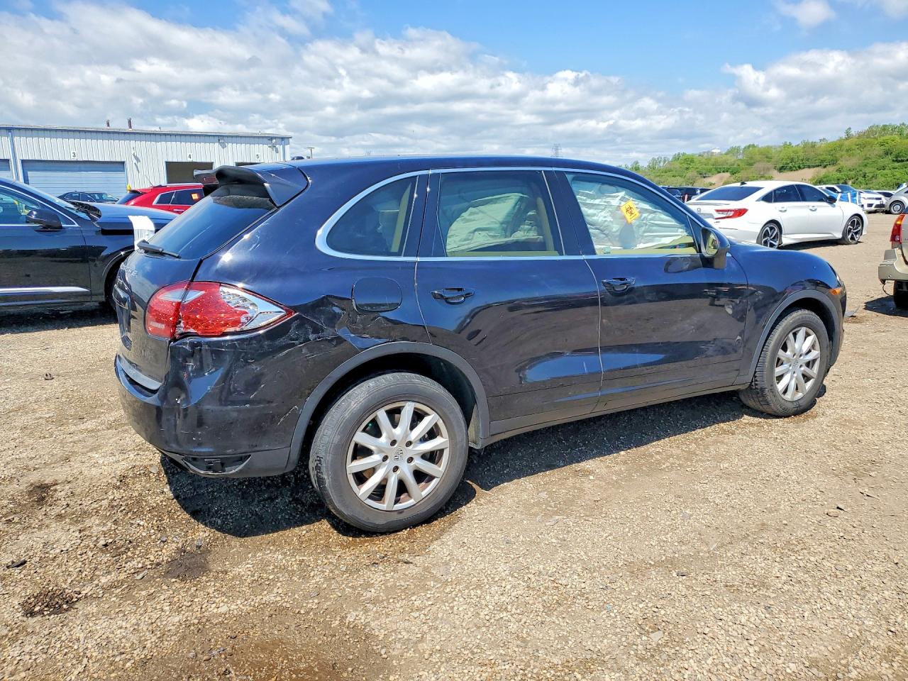 2012 Porsche Cayenne Black vin: WP1AA2A20CLA01552