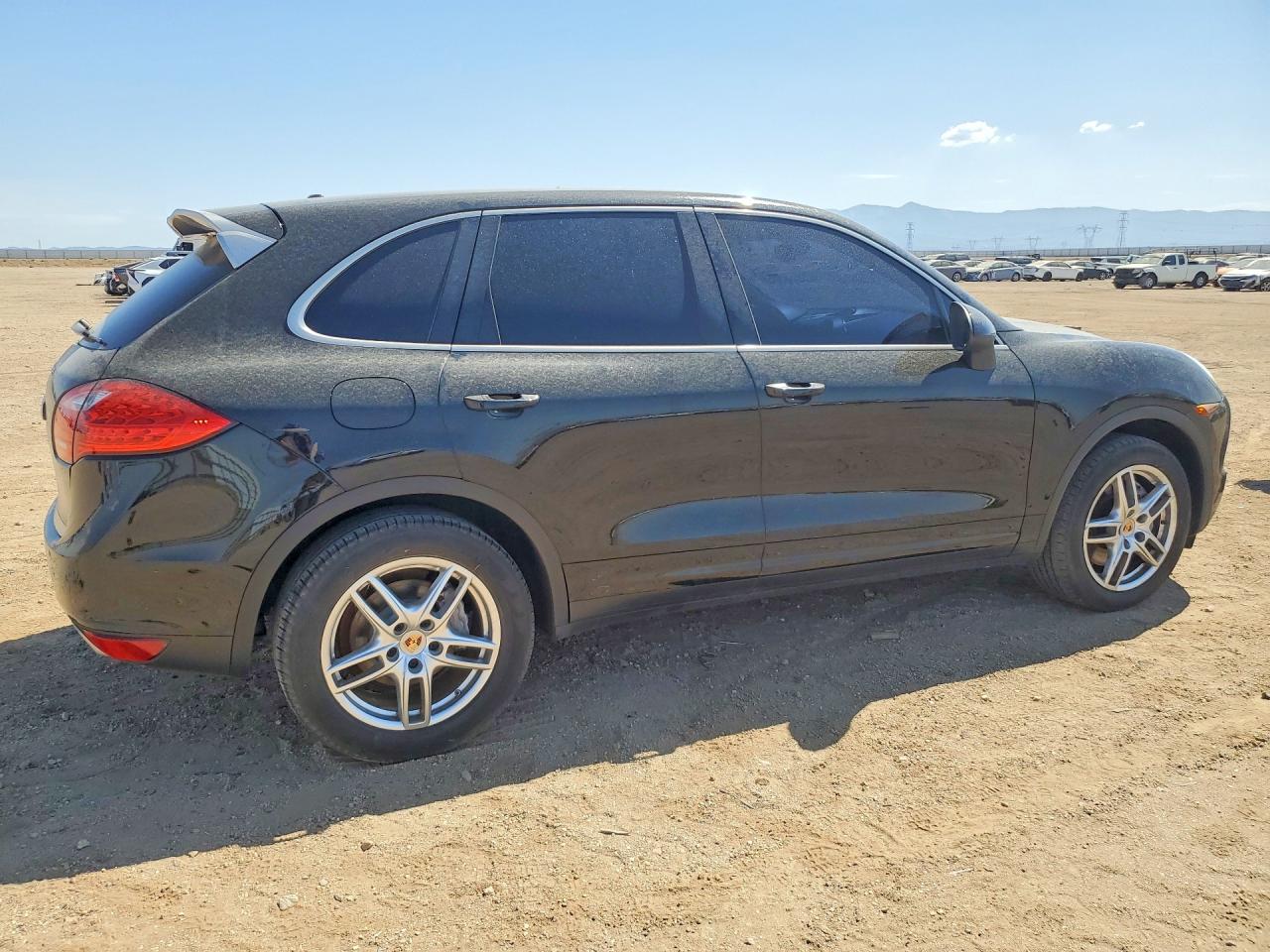 2014 Porsche Cayenne Черный vin: WP1AA2A20ELA09556