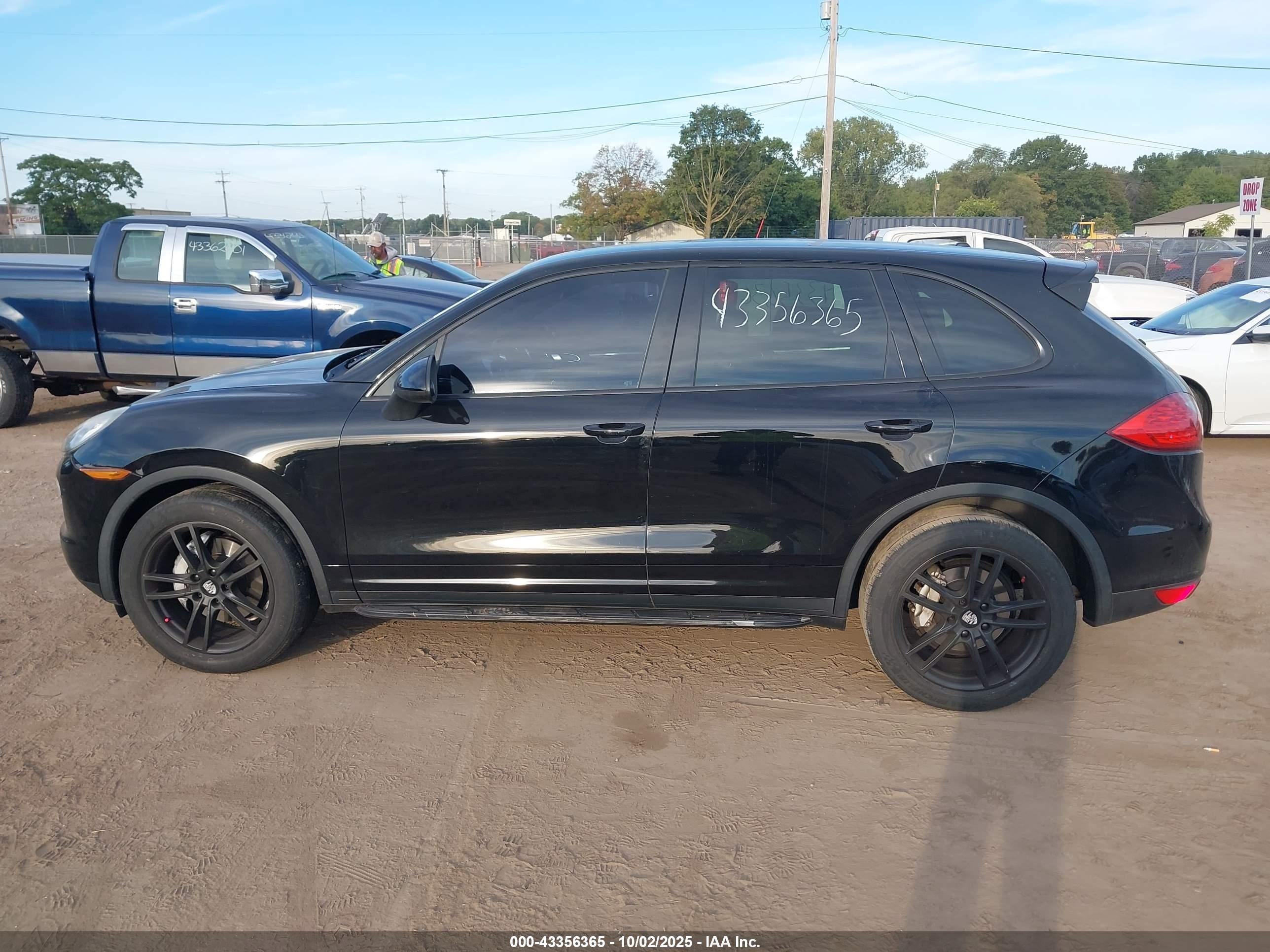2012 Porsche Cayenne   Black vin: WP1AA2A21CLA00667