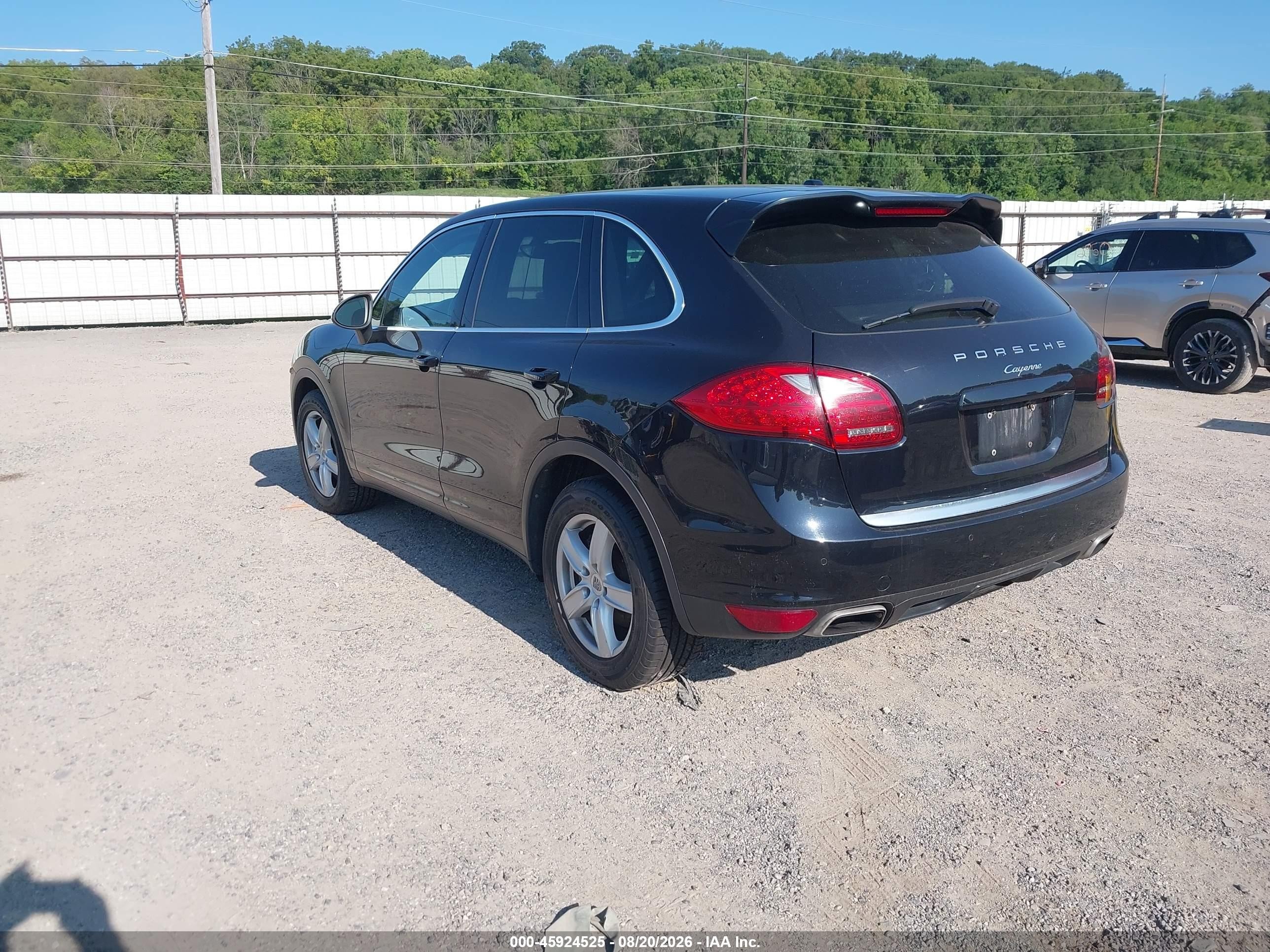 2012 Porsche Cayenne   Black vin: WP1AA2A21CLA12382
