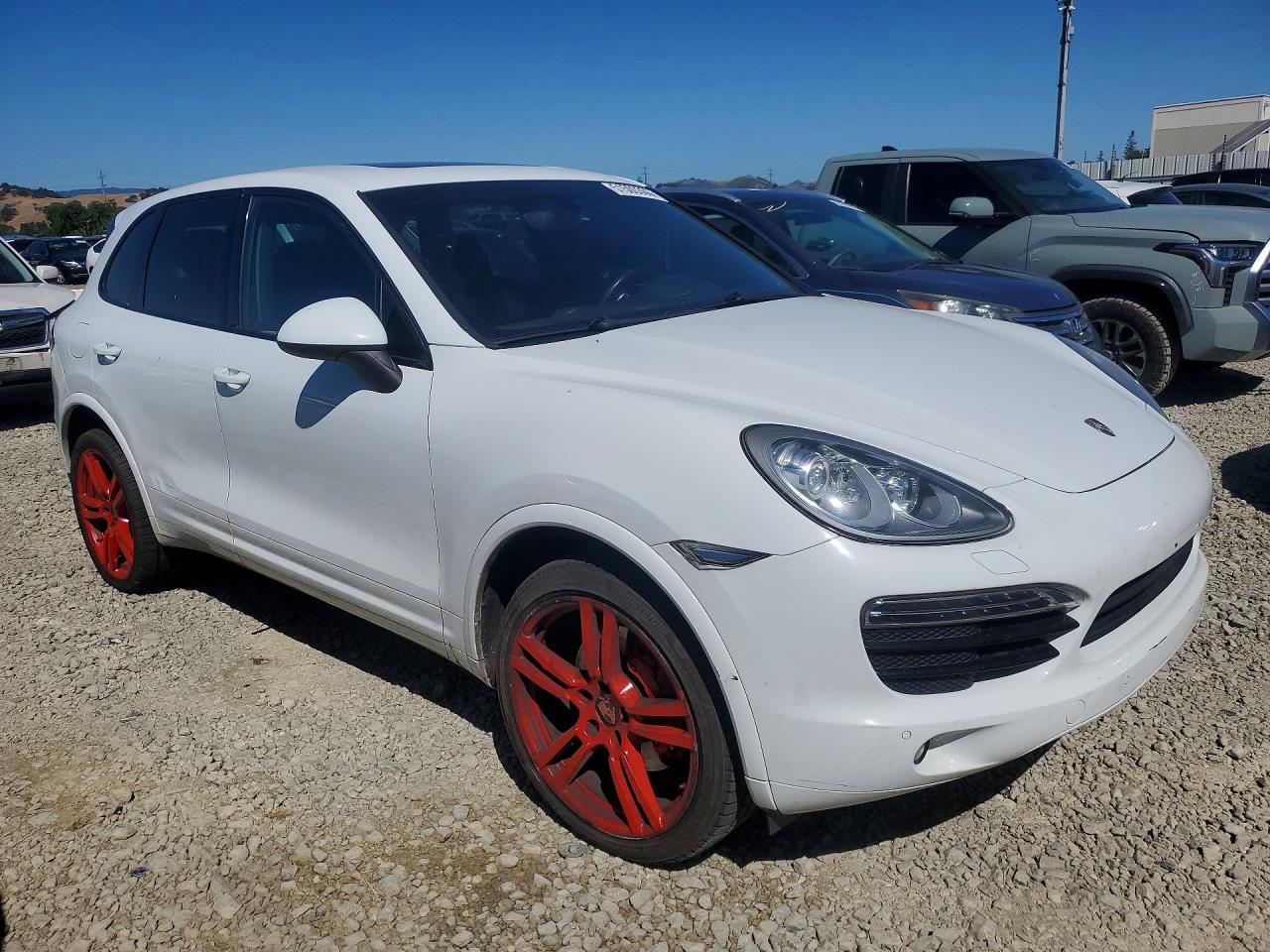 2013 Porsche Cayenne White vin: WP1AA2A21DLA09547