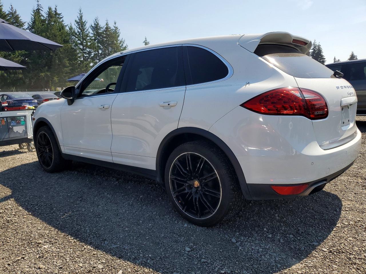 2014 Porsche Cayenne White vin: WP1AA2A21ELA04110
