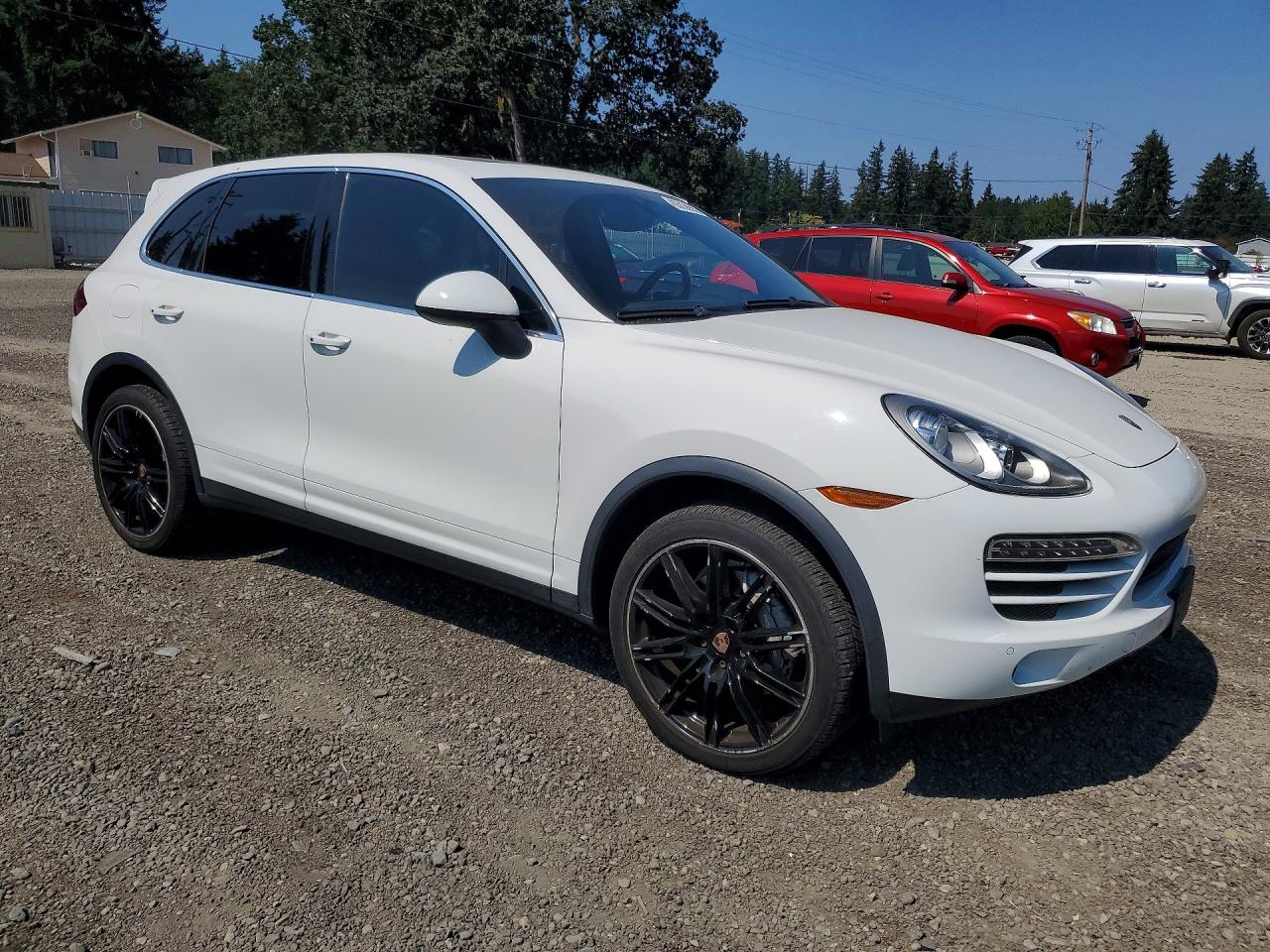 2014 Porsche Cayenne White vin: WP1AA2A21ELA04110