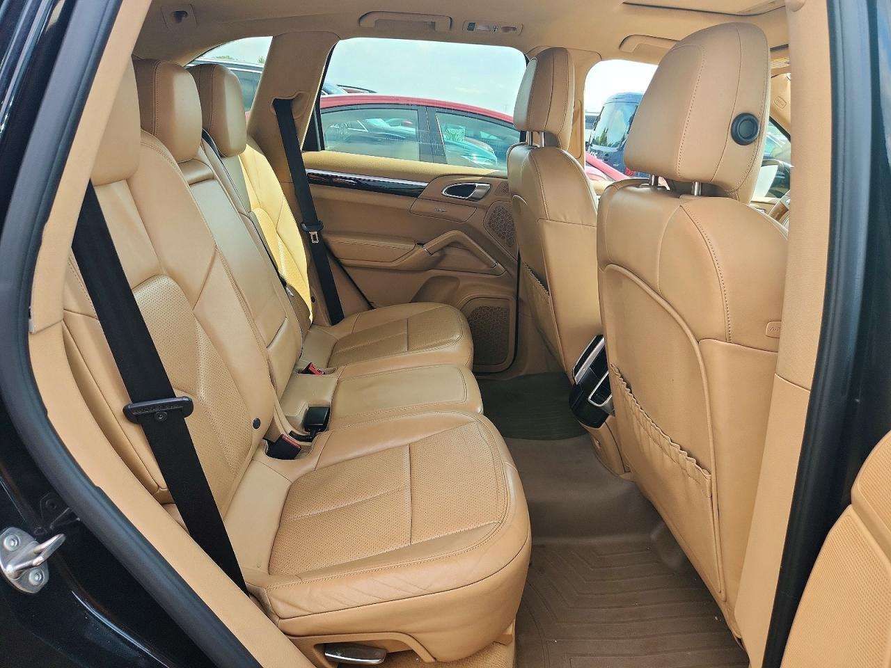 2014 Porsche Cayenne Black vin: WP1AA2A21ELA07363