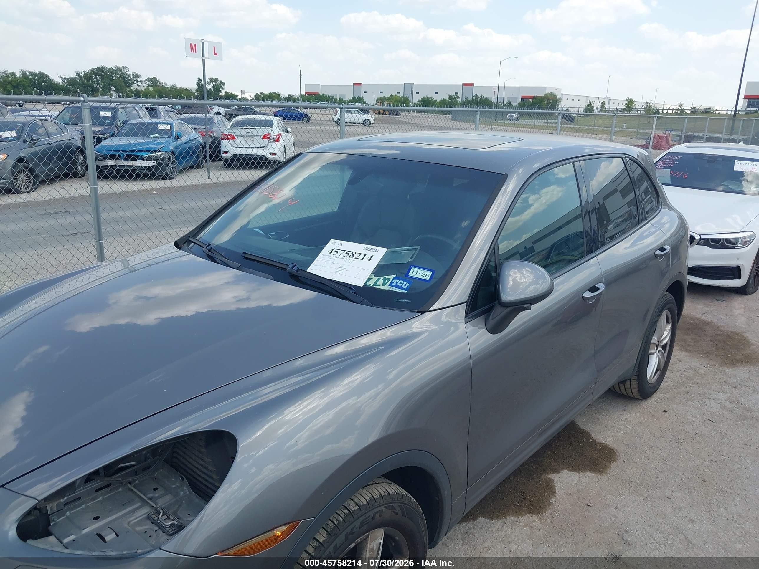 2012 Porsche Cayenne   Gray vin: WP1AA2A22CLA02301