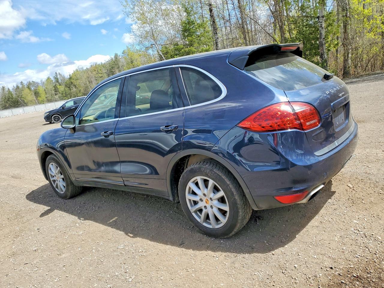 2011 Porsche Cayenne Blue vin: WP1AA2A23BLA01284