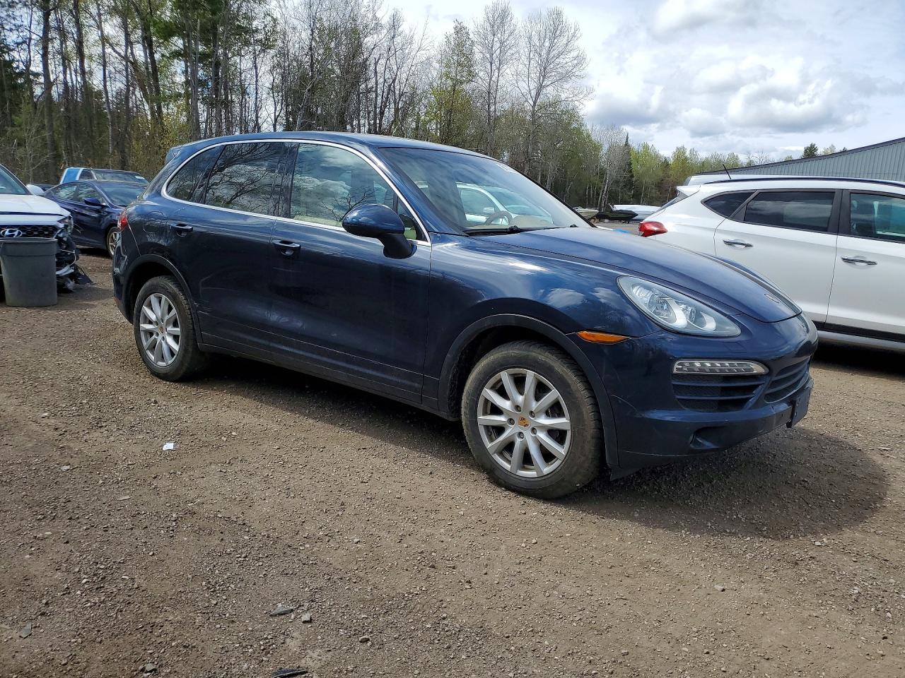 2011 Porsche Cayenne Blue vin: WP1AA2A23BLA01284