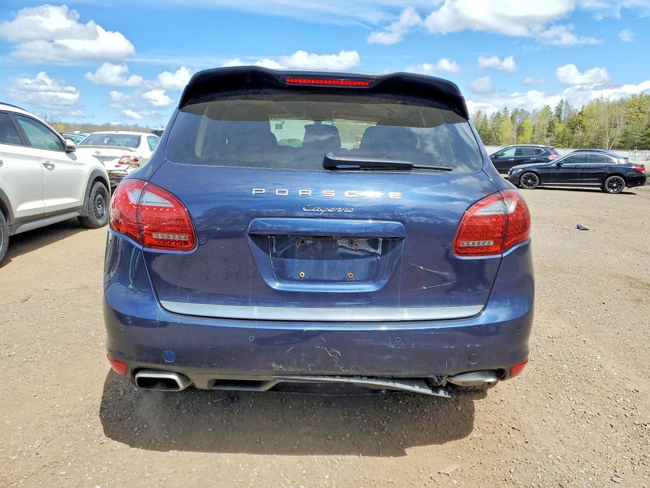 2011 Porsche Cayenne Blue vin: WP1AA2A23BLA01284