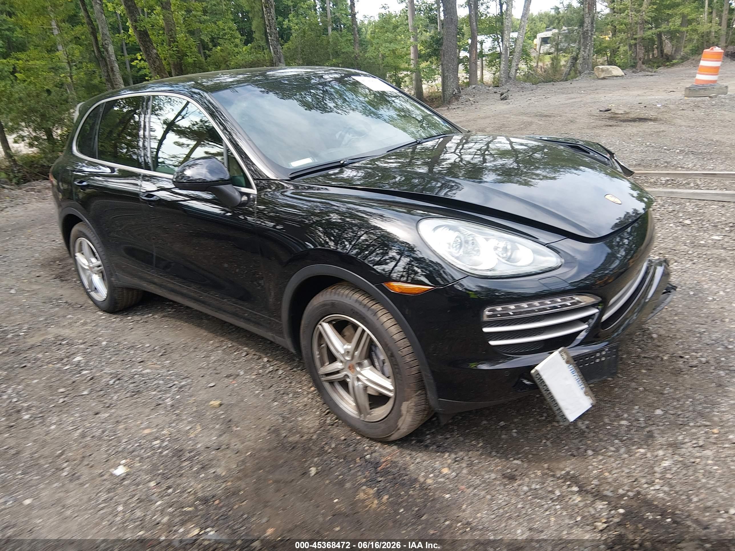 2014 Porsche Cayenne Platinum Edition Black vin: WP1AA2A23ELA09051