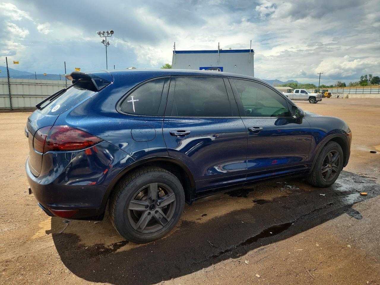 2011 Porsche Cayenne Blue vin: WP1AA2A24BLA09460