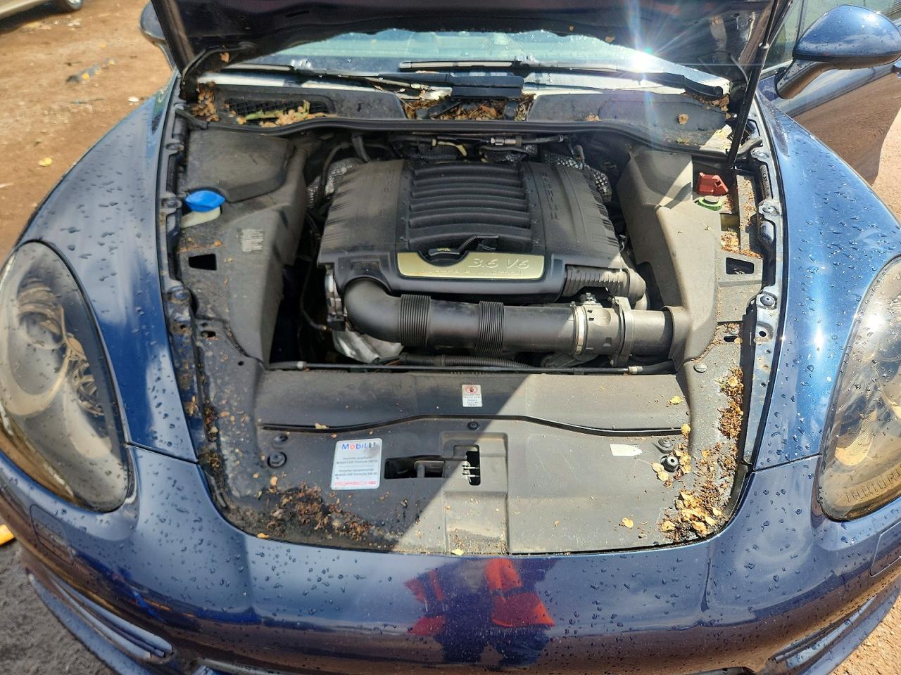 2011 Porsche Cayenne Blue vin: WP1AA2A24BLA09460