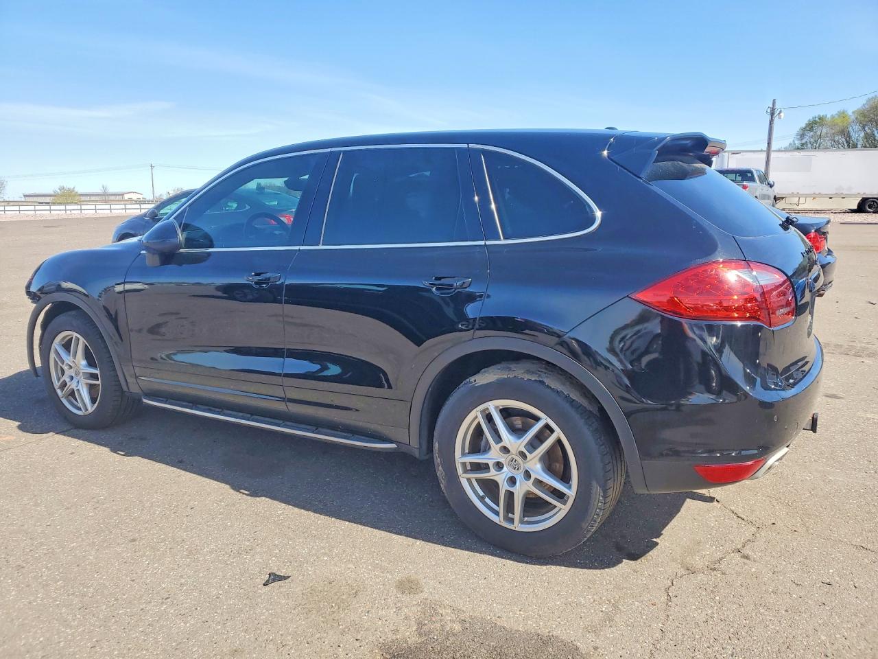 2012 Porsche Cayenne Black vin: WP1AA2A24CLA02624