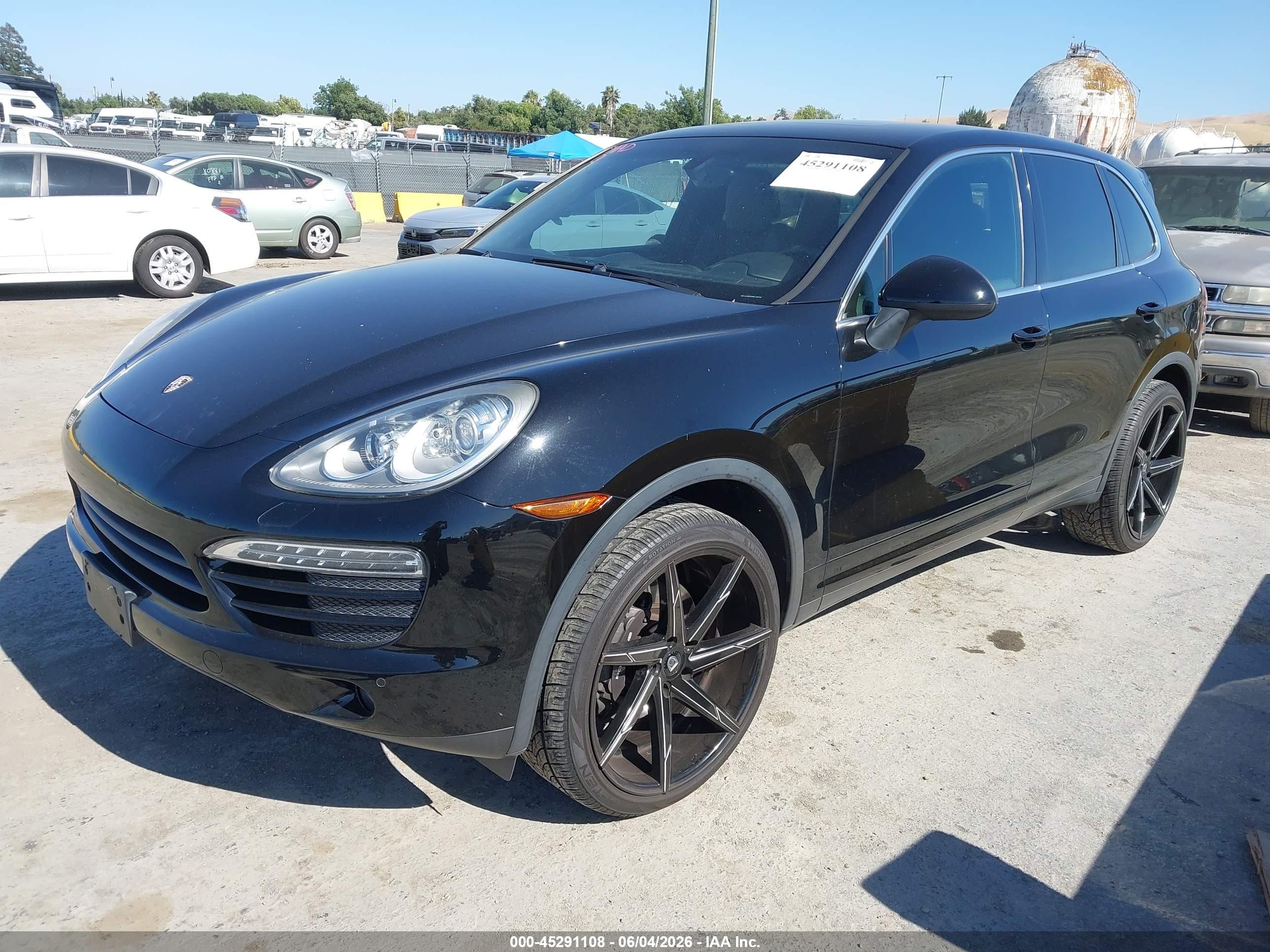 2013 Porsche Cayenne   Black vin: WP1AA2A24DLA04701