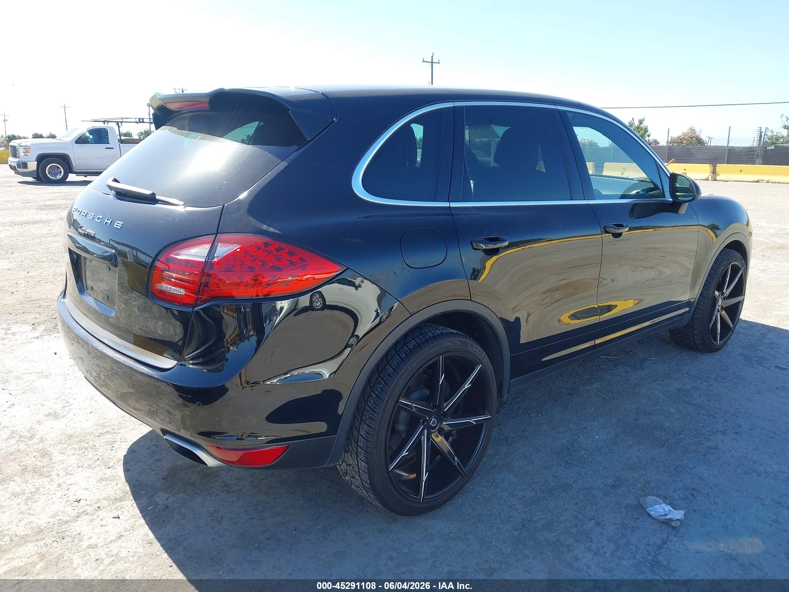 2013 Porsche Cayenne   Black vin: WP1AA2A24DLA04701