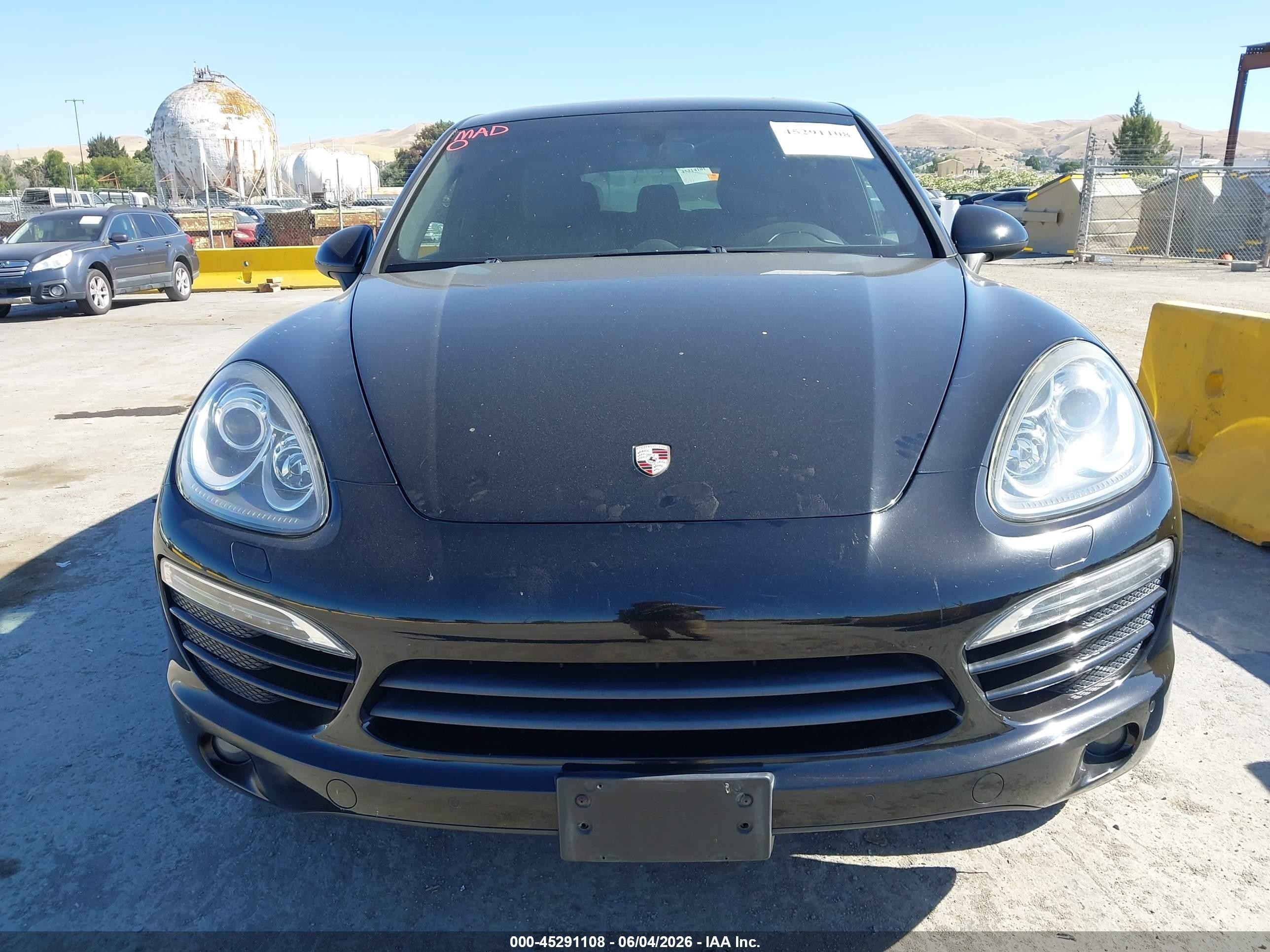 2013 Porsche Cayenne   Black vin: WP1AA2A24DLA04701