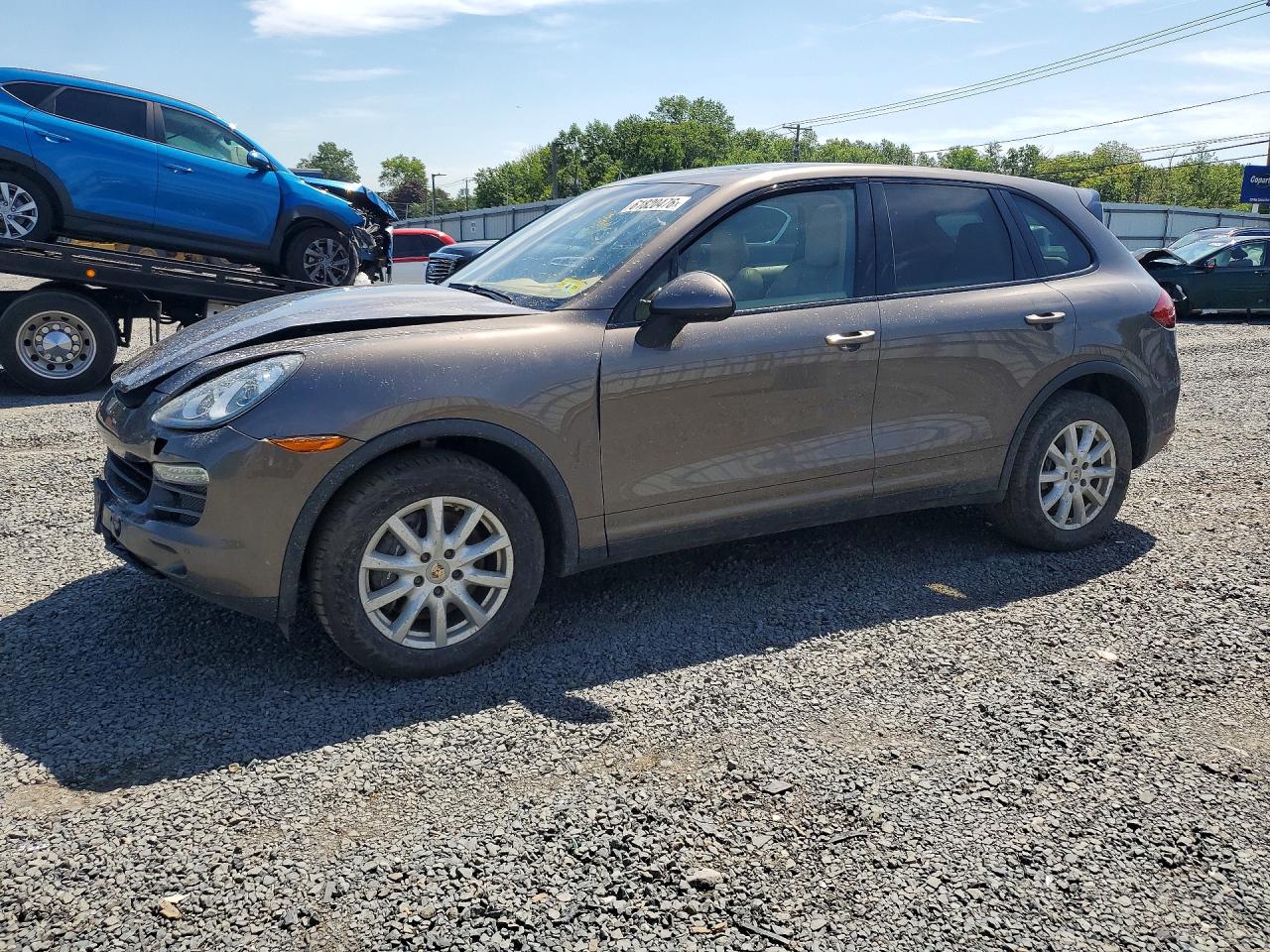 2012 Porsche Cayenne Brown vin: WP1AA2A25CLA08688