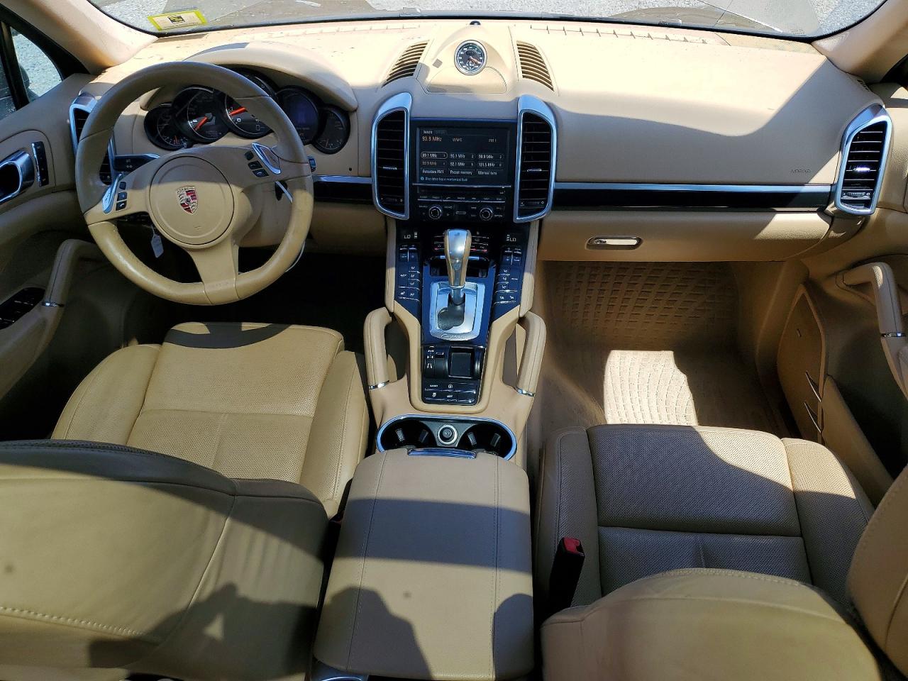 2012 Porsche Cayenne Brown vin: WP1AA2A25CLA08688