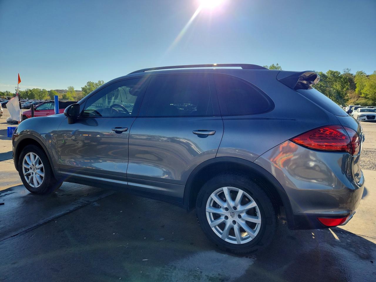 2012 Porsche Cayenne Gray vin: WP1AA2A25CLA12644