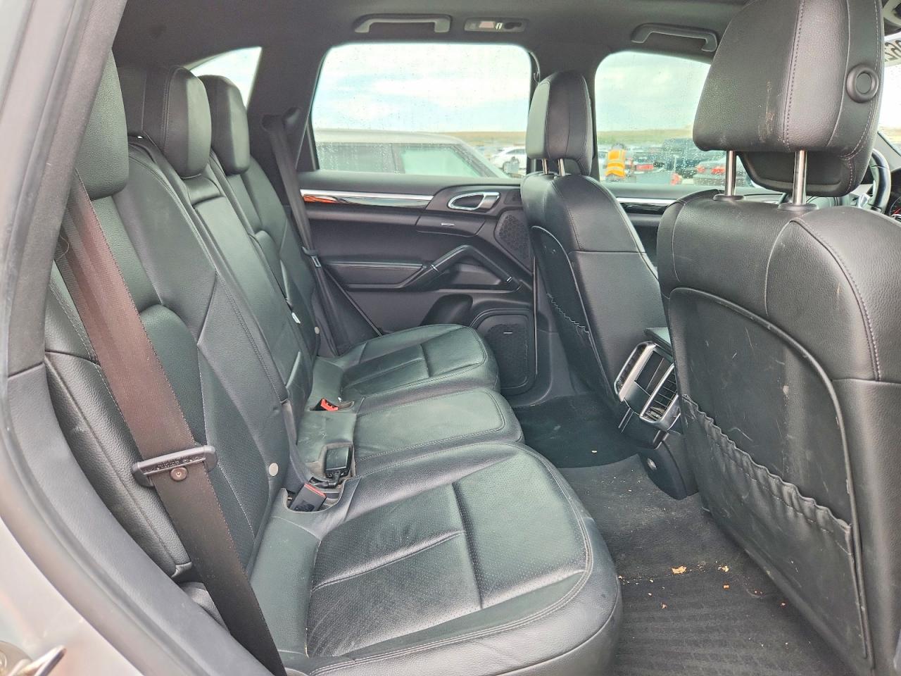 2013 Porsche Cayenne Gray vin: WP1AA2A25DLA12497