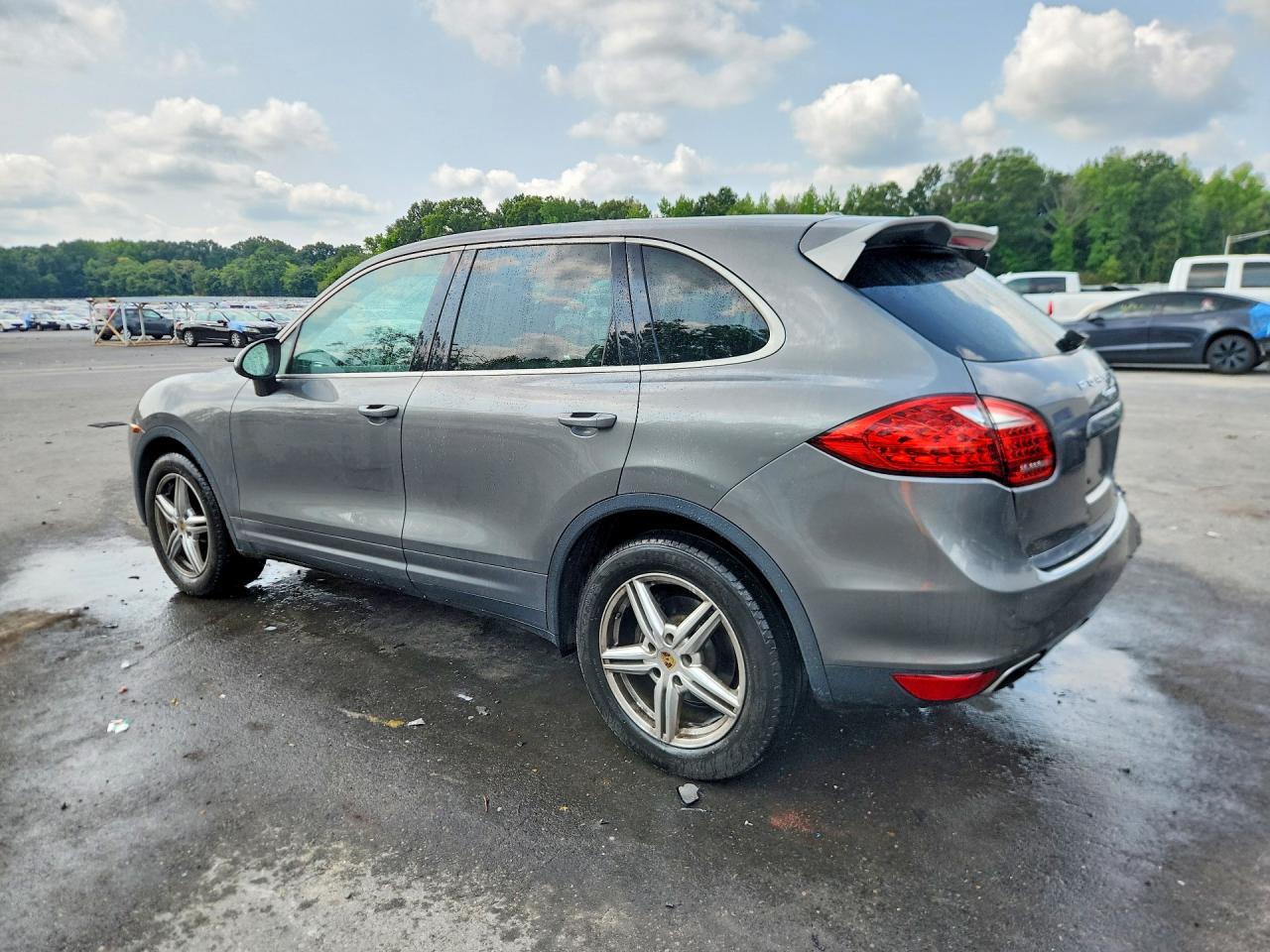 2014 Porsche Cayenne Gray vin: WP1AA2A25ELA95771