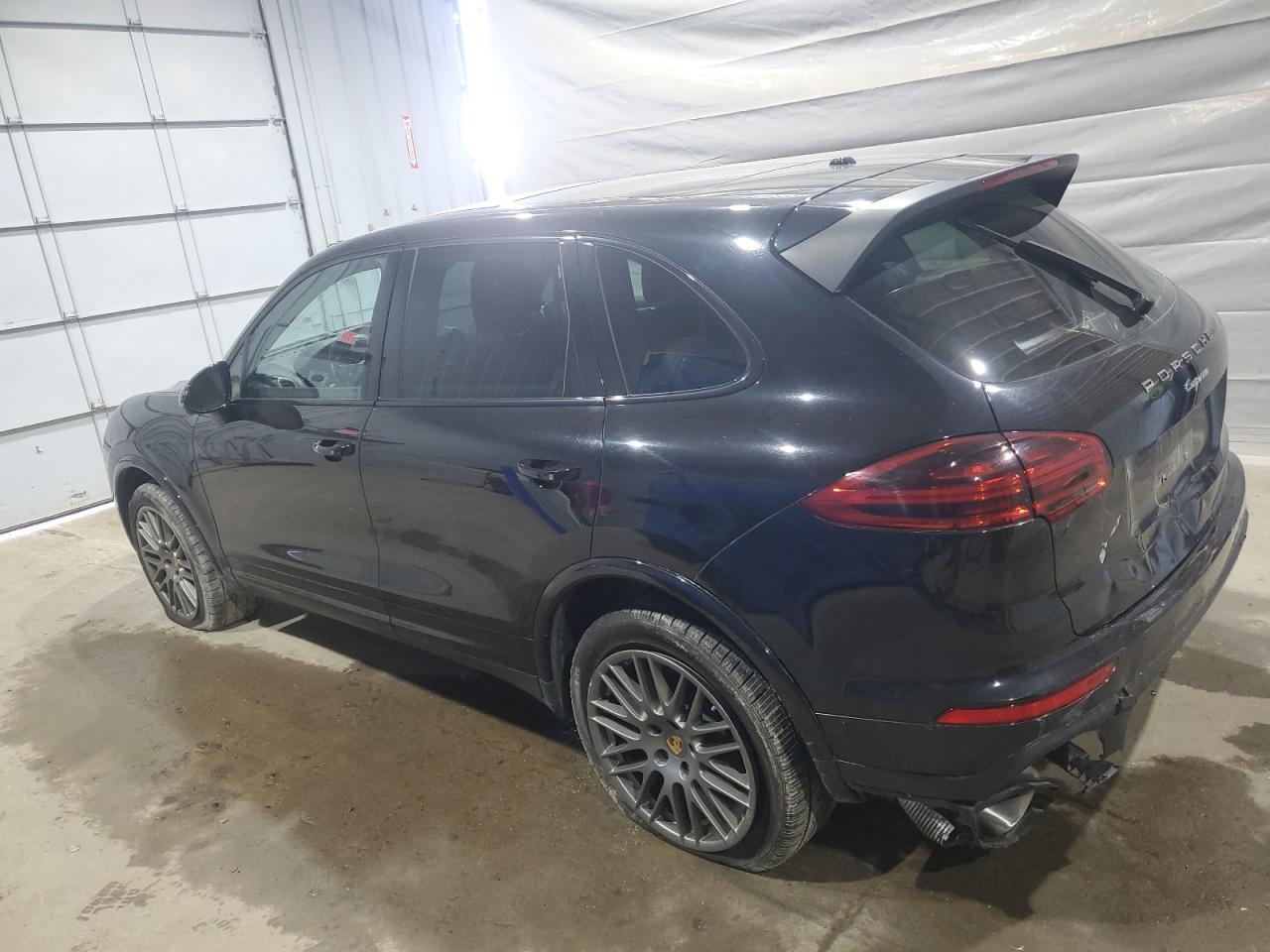 2018 Porsche Cayenne Черный vin: WP1AA2A25JKA05583