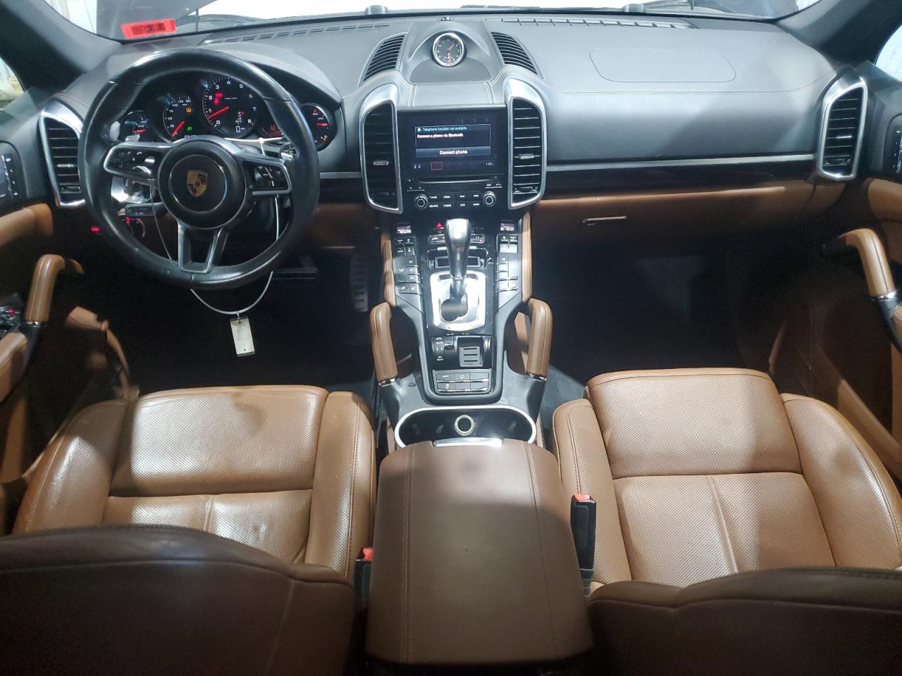 2018 Porsche Cayenne Черный vin: WP1AA2A25JKA05583