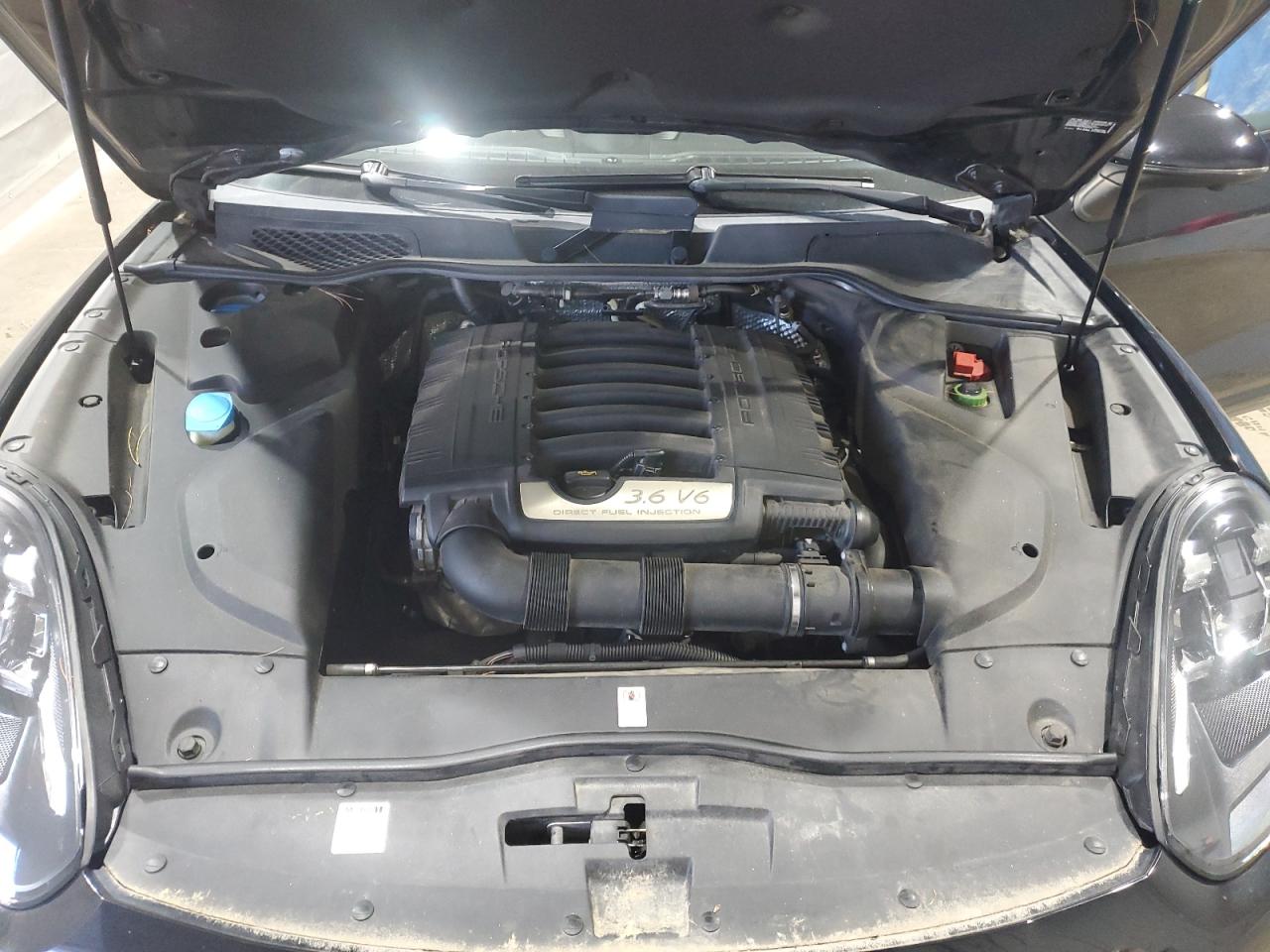 2018 Porsche Cayenne Черный vin: WP1AA2A25JKA05583