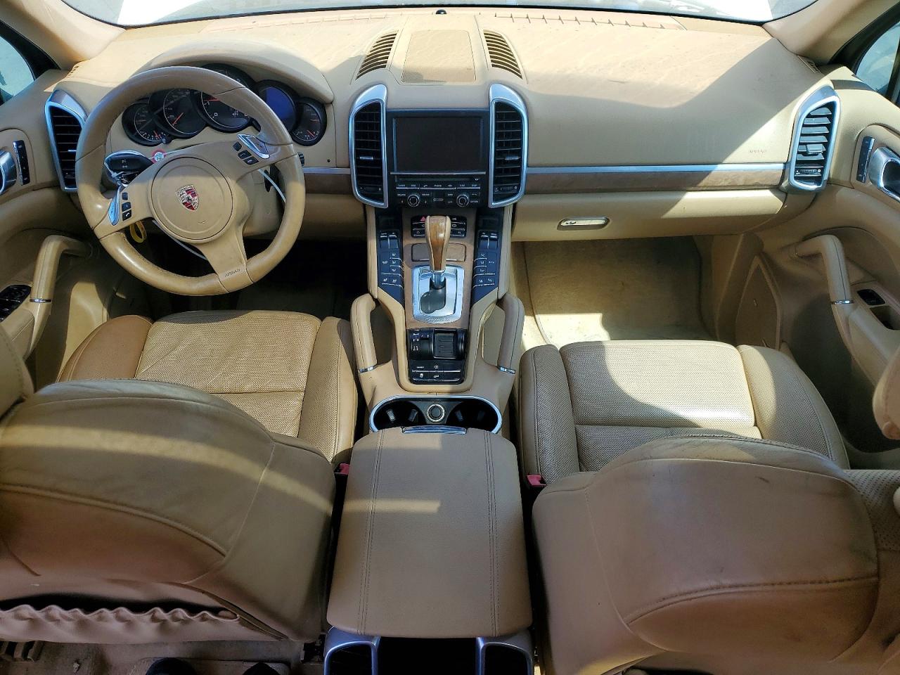 2011 Porsche Cayenne 4d White vin: WP1AA2A26BLA09718