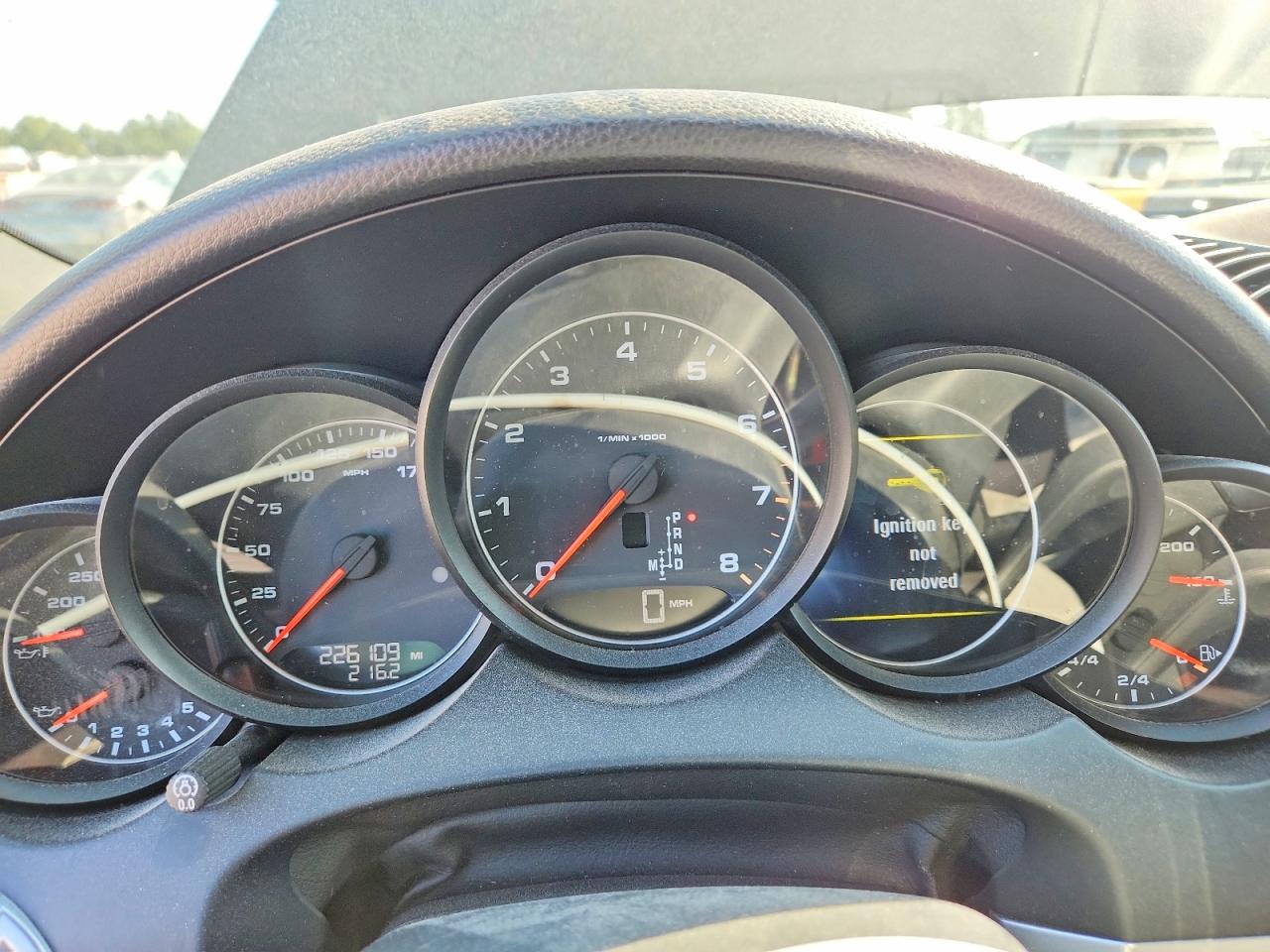 2012 Porsche Cayenne Gray vin: WP1AA2A26CLA05749