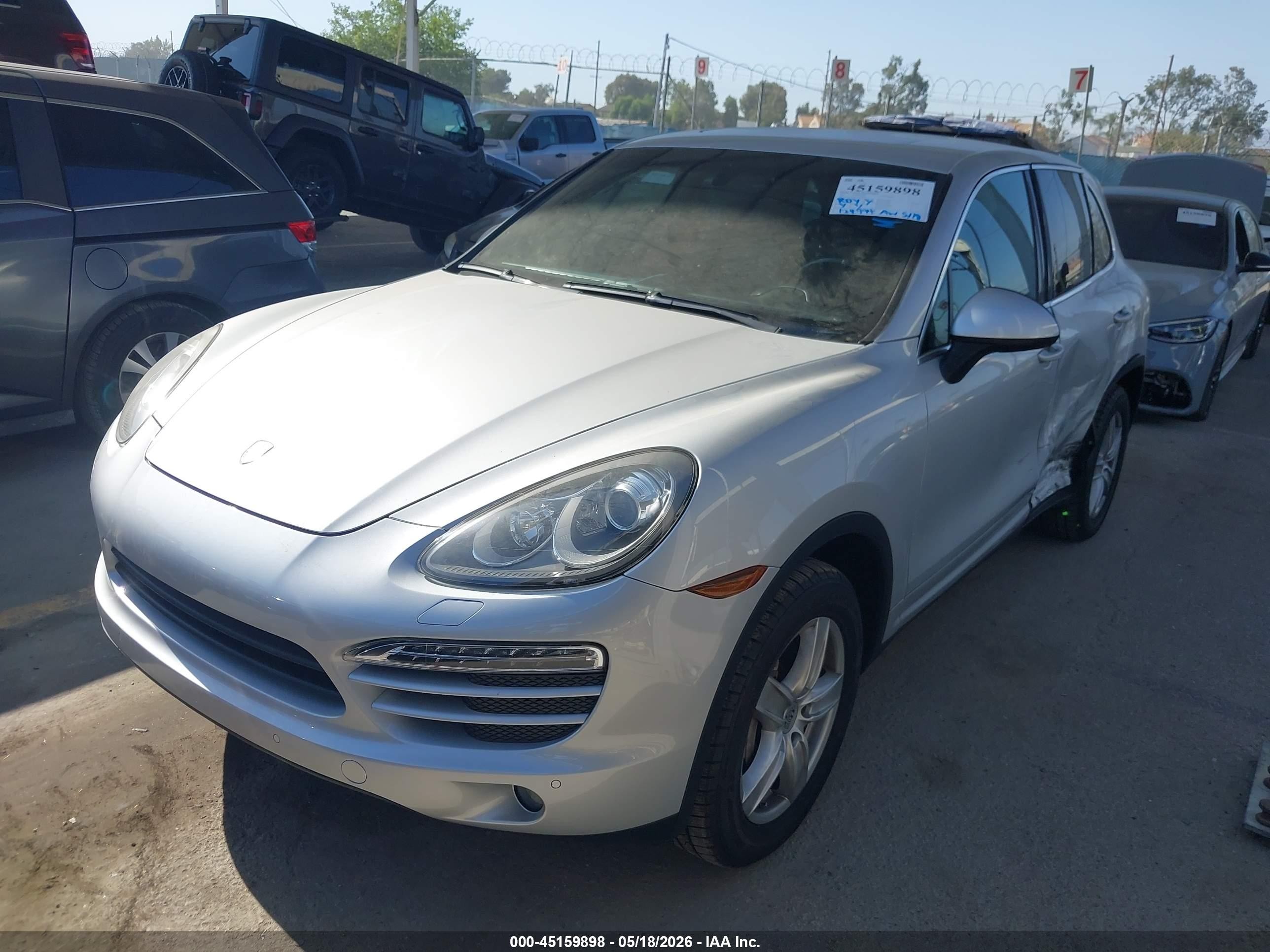 2012 Porsche Cayenne   Silver vin: WP1AA2A26CLA10143