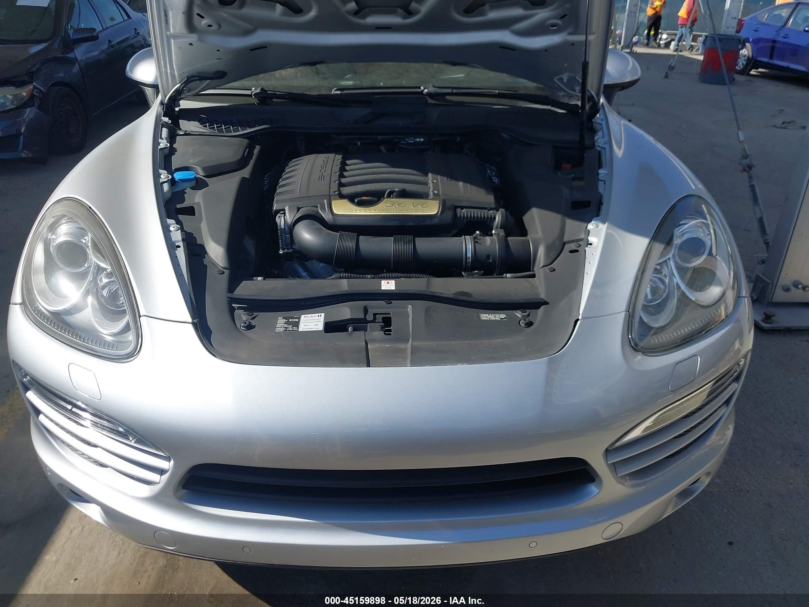 2012 Porsche Cayenne   Silver vin: WP1AA2A26CLA10143