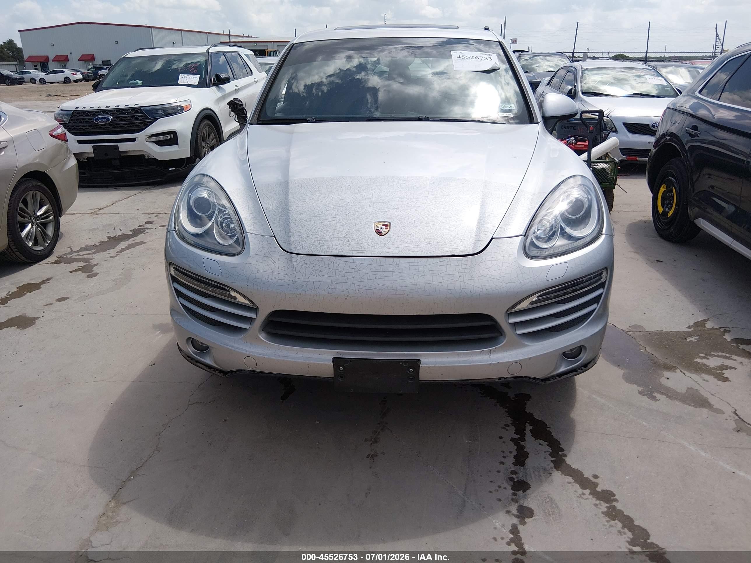 2011 Porsche Cayenne   Silver vin: WP1AA2A27BLA03698
