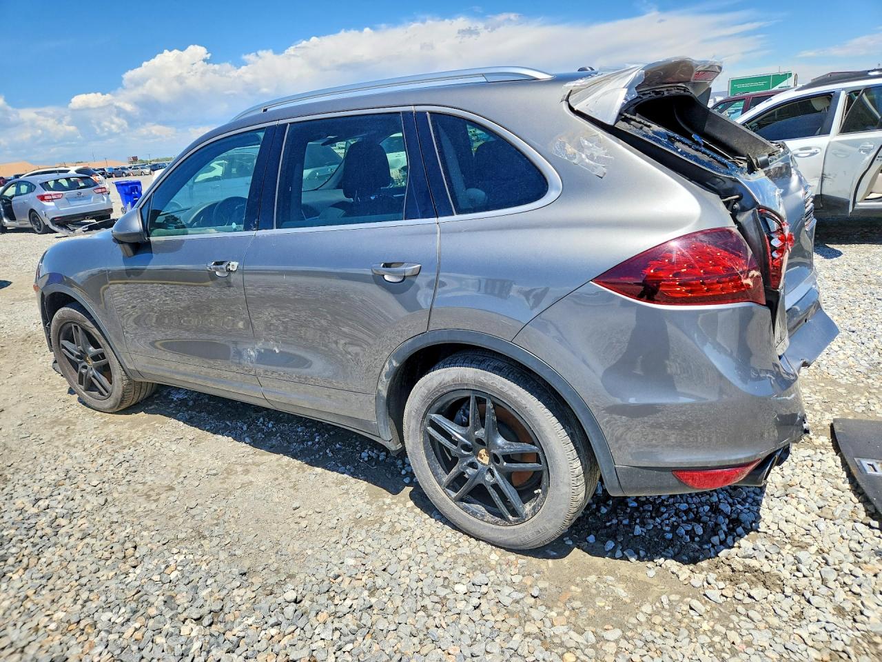 2014 Porsche Cayenne Gray vin: WP1AA2A27ELA91737