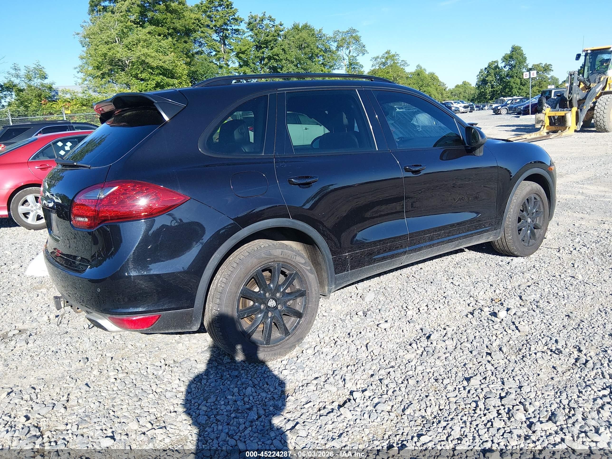 2012 Porsche Cayenne Черный vin: WP1AA2A28CLA04649