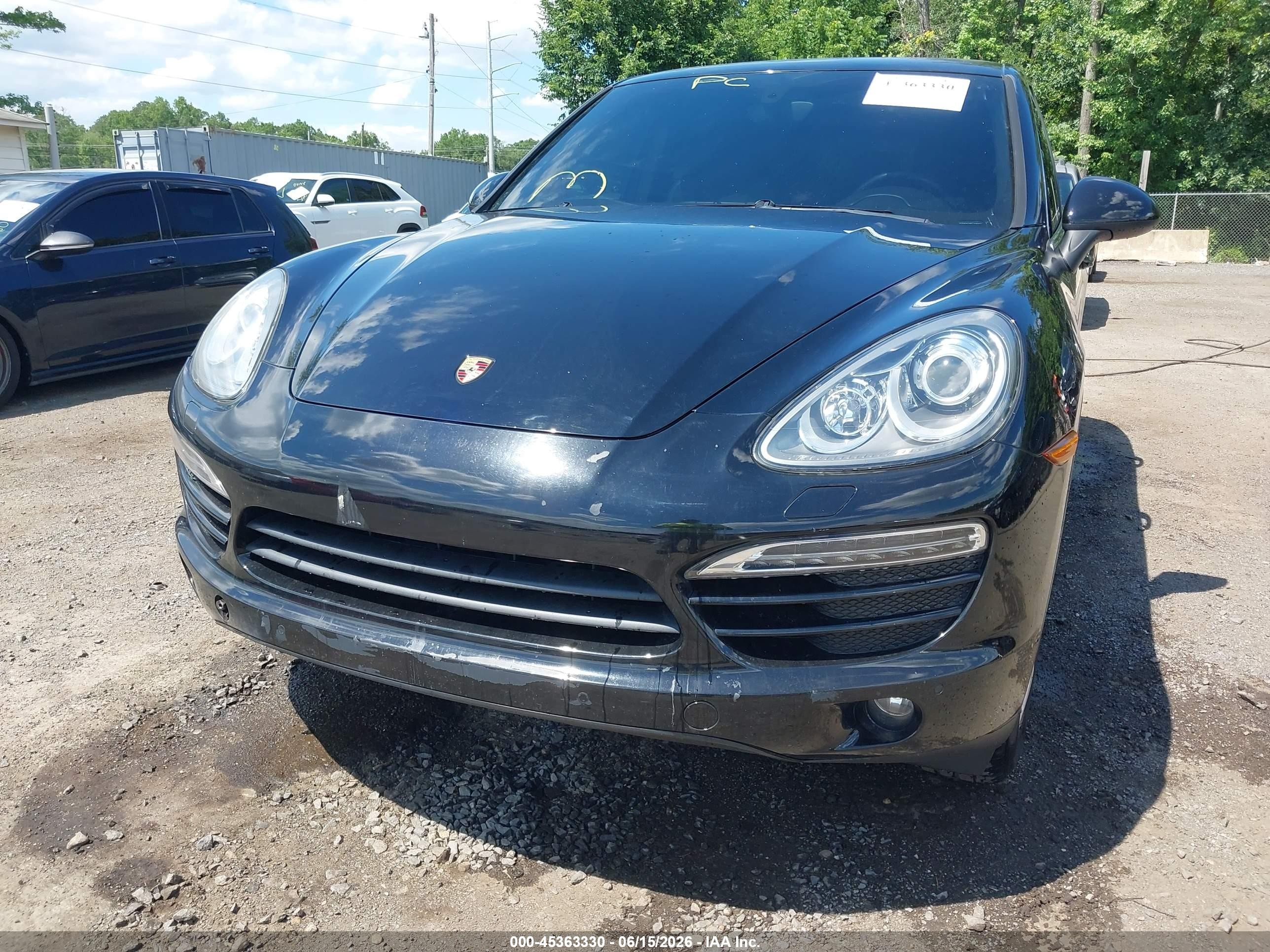 2012 Porsche Cayenne   Black vin: WP1AA2A28CLA08894