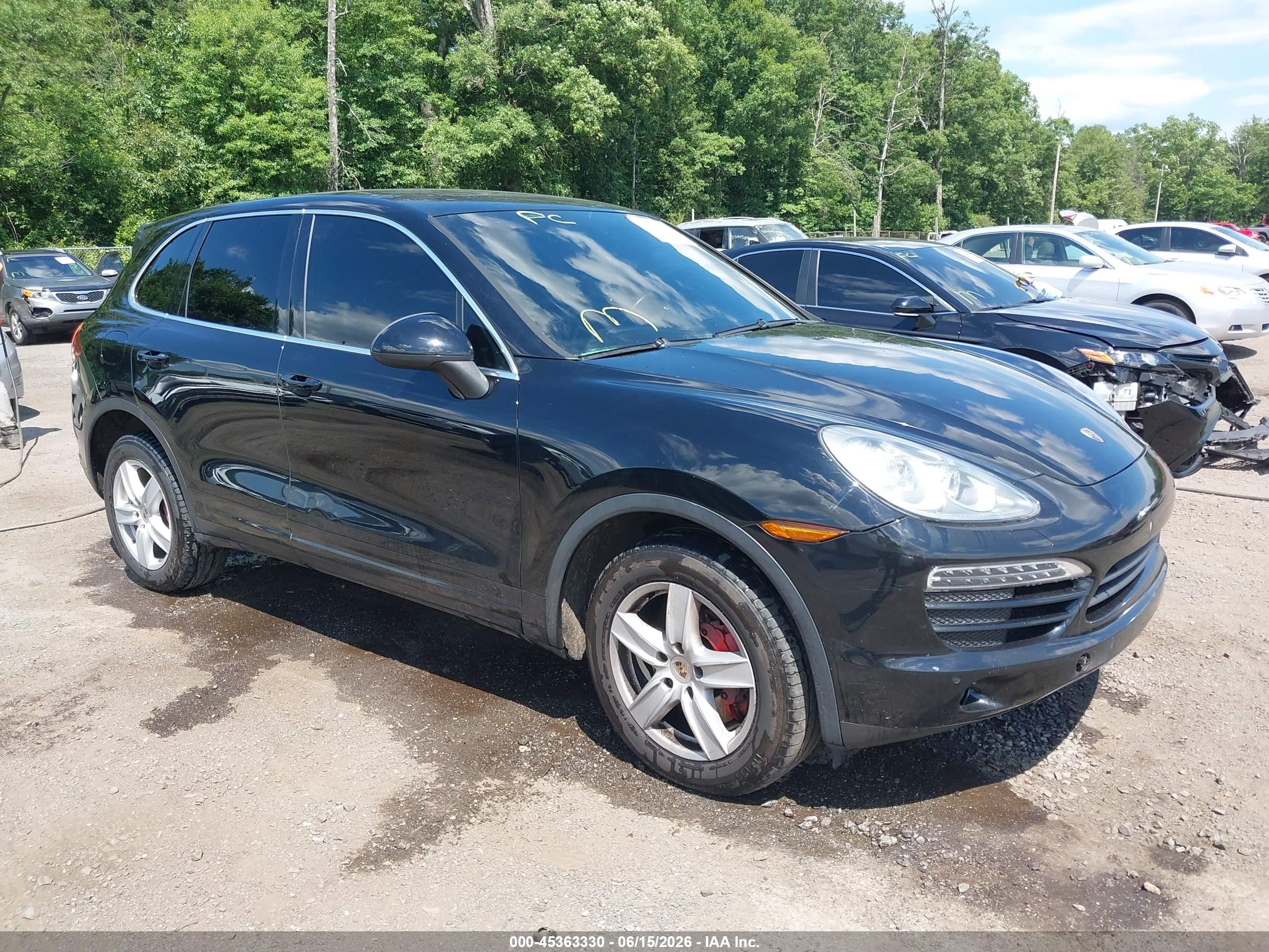 2012 Porsche Cayenne   Black vin: WP1AA2A28CLA08894