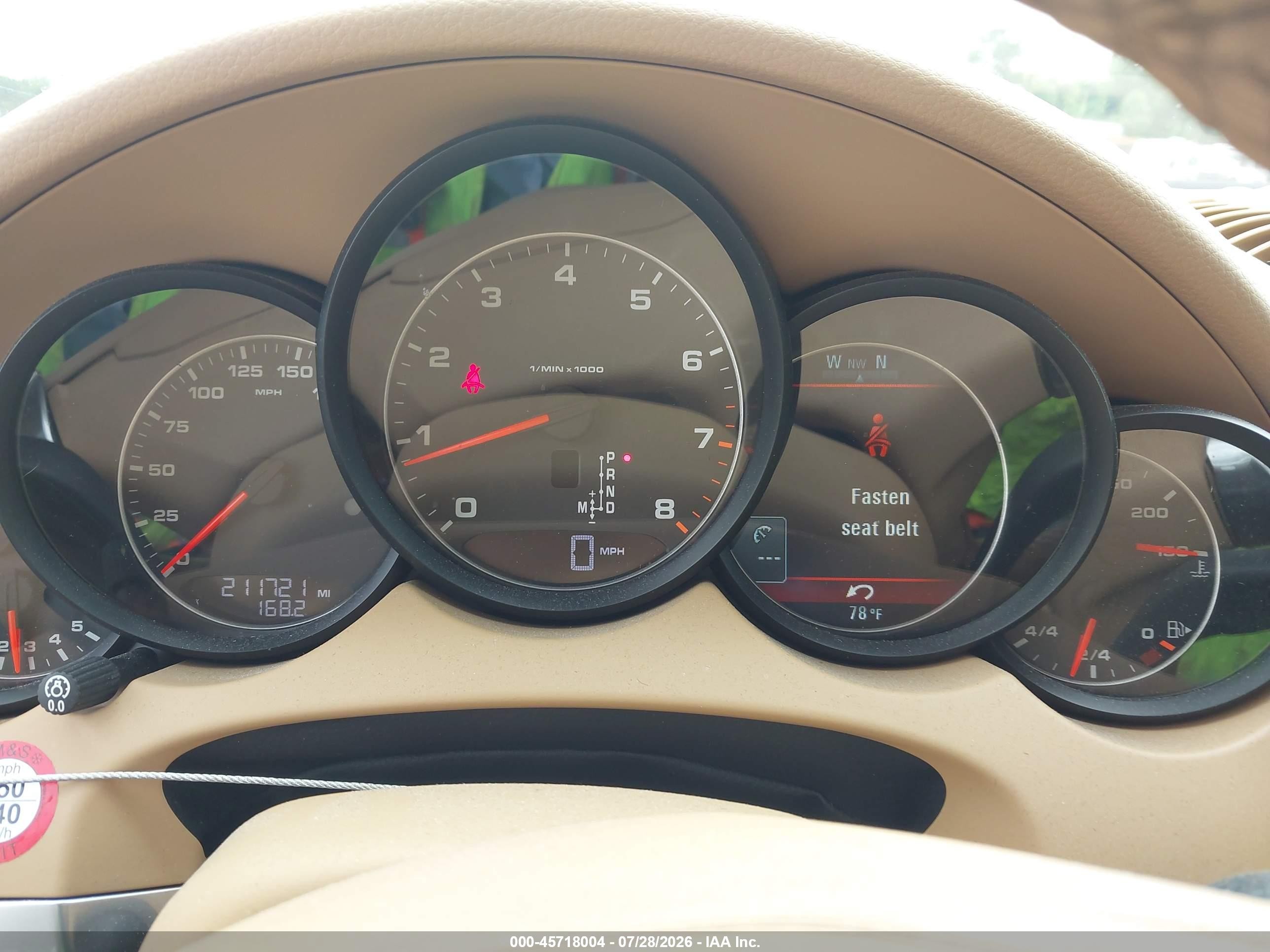 2012 Porsche Cayenne   White vin: WP1AA2A28CLA09317