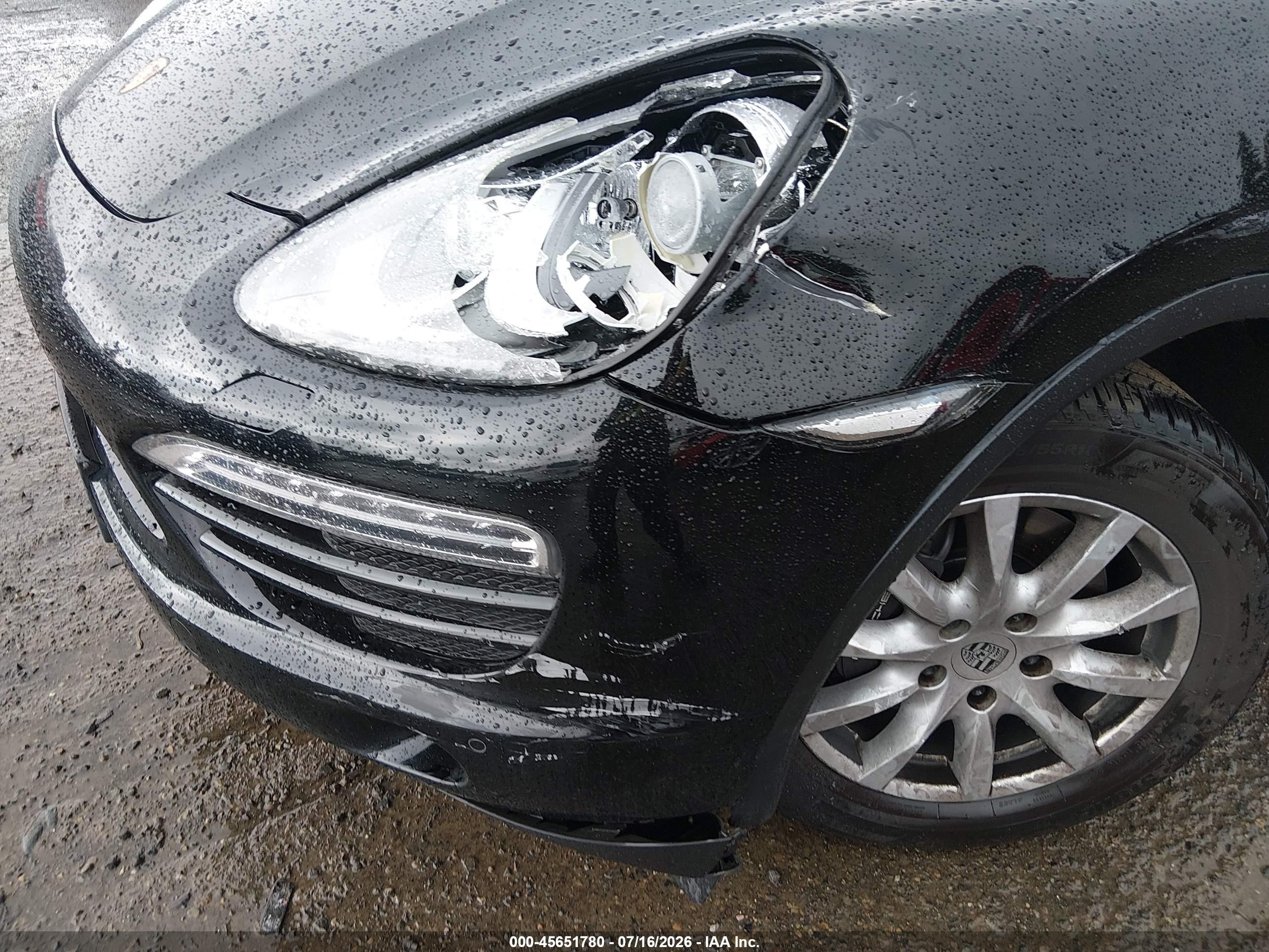 2012 Porsche Cayenne   Black vin: WP1AA2A28CLA12735