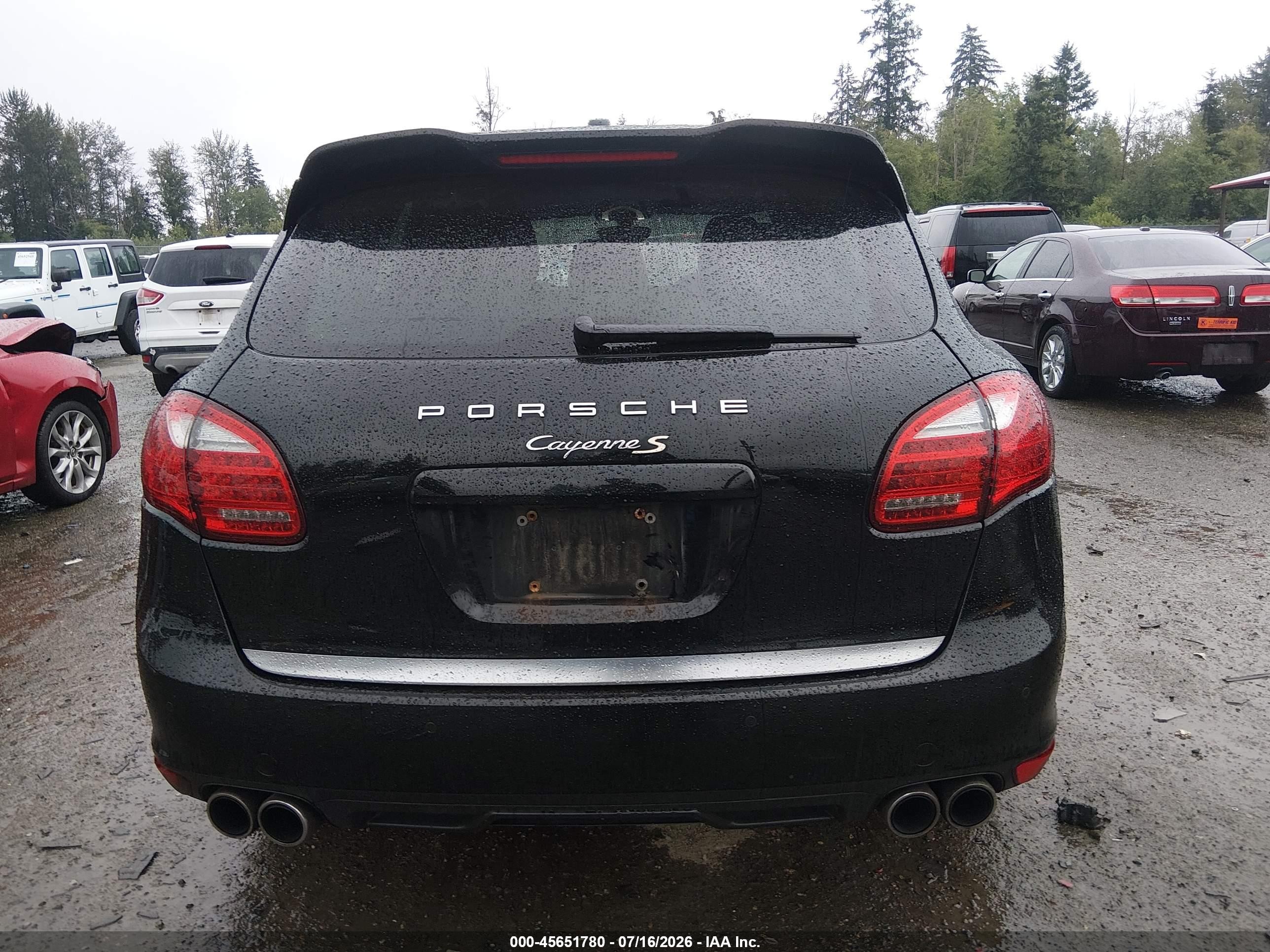 2012 Porsche Cayenne   Black vin: WP1AA2A28CLA12735