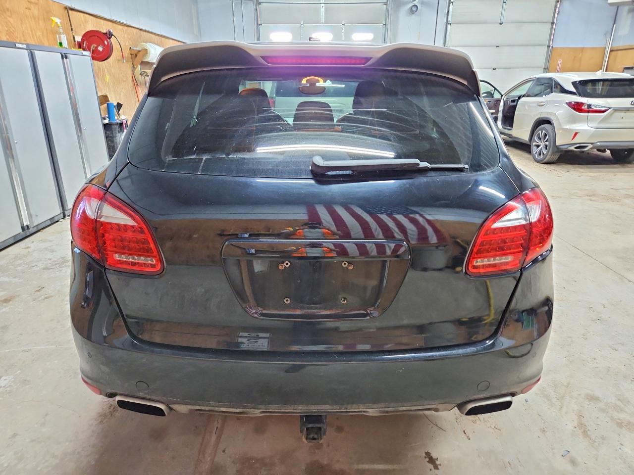 2014 Porsche Cayenne Черный vin: WP1AA2A28ELA06856