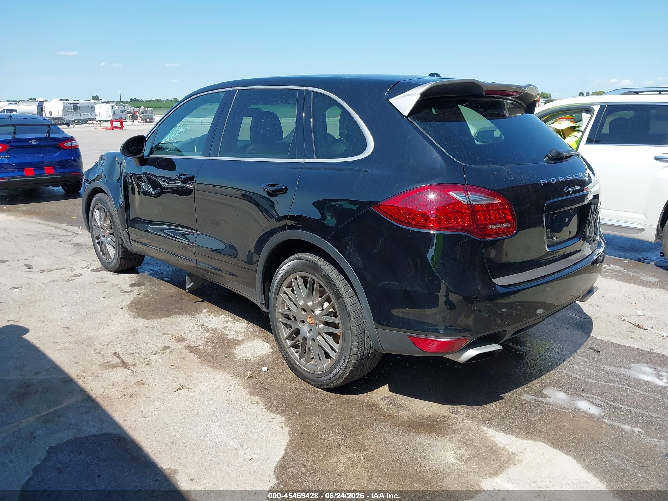 2014 Porsche Cayenne   Черный vin: WP1AA2A28ELA08865