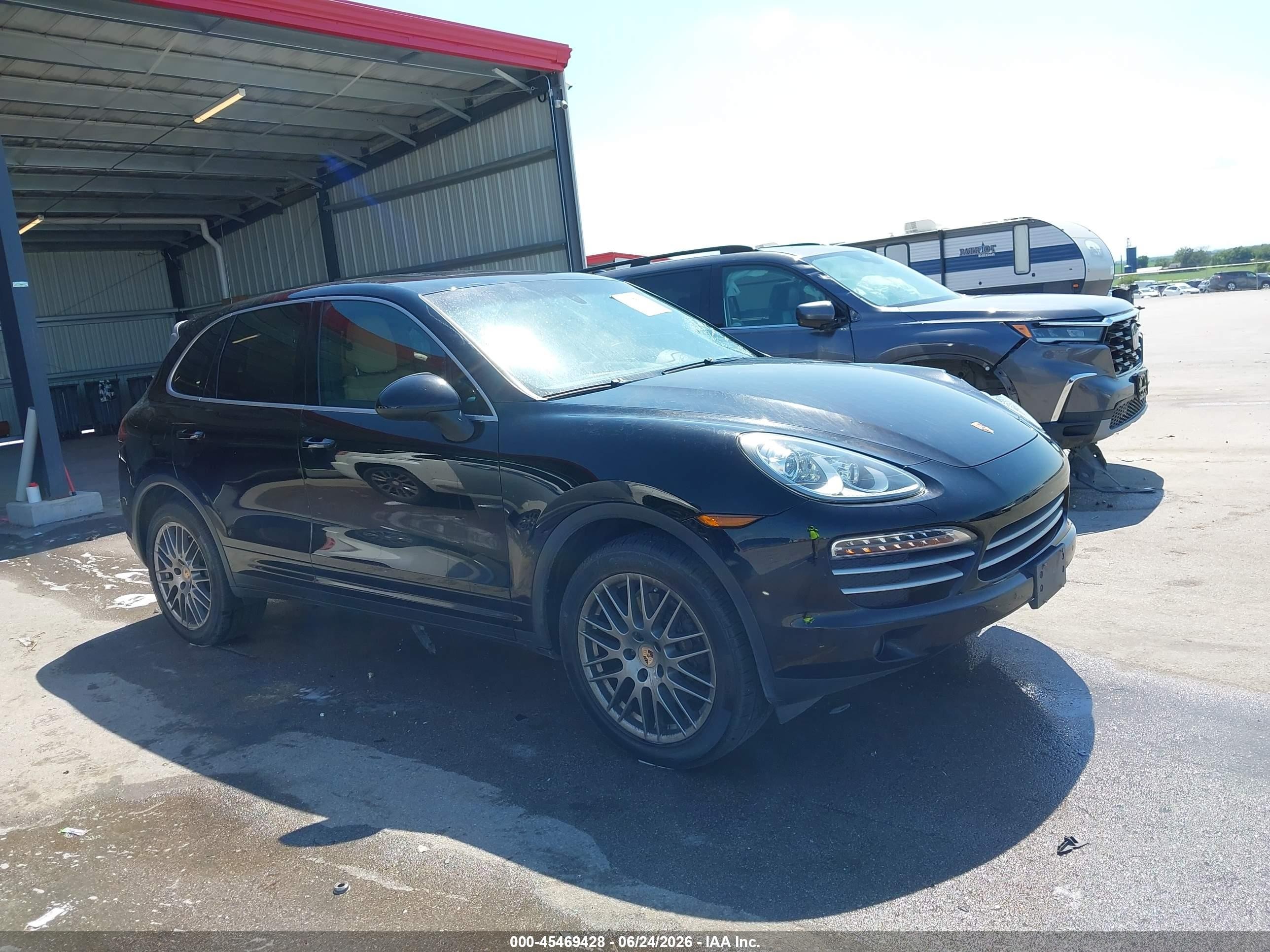 2014 Porsche Cayenne   Черный vin: WP1AA2A28ELA08865