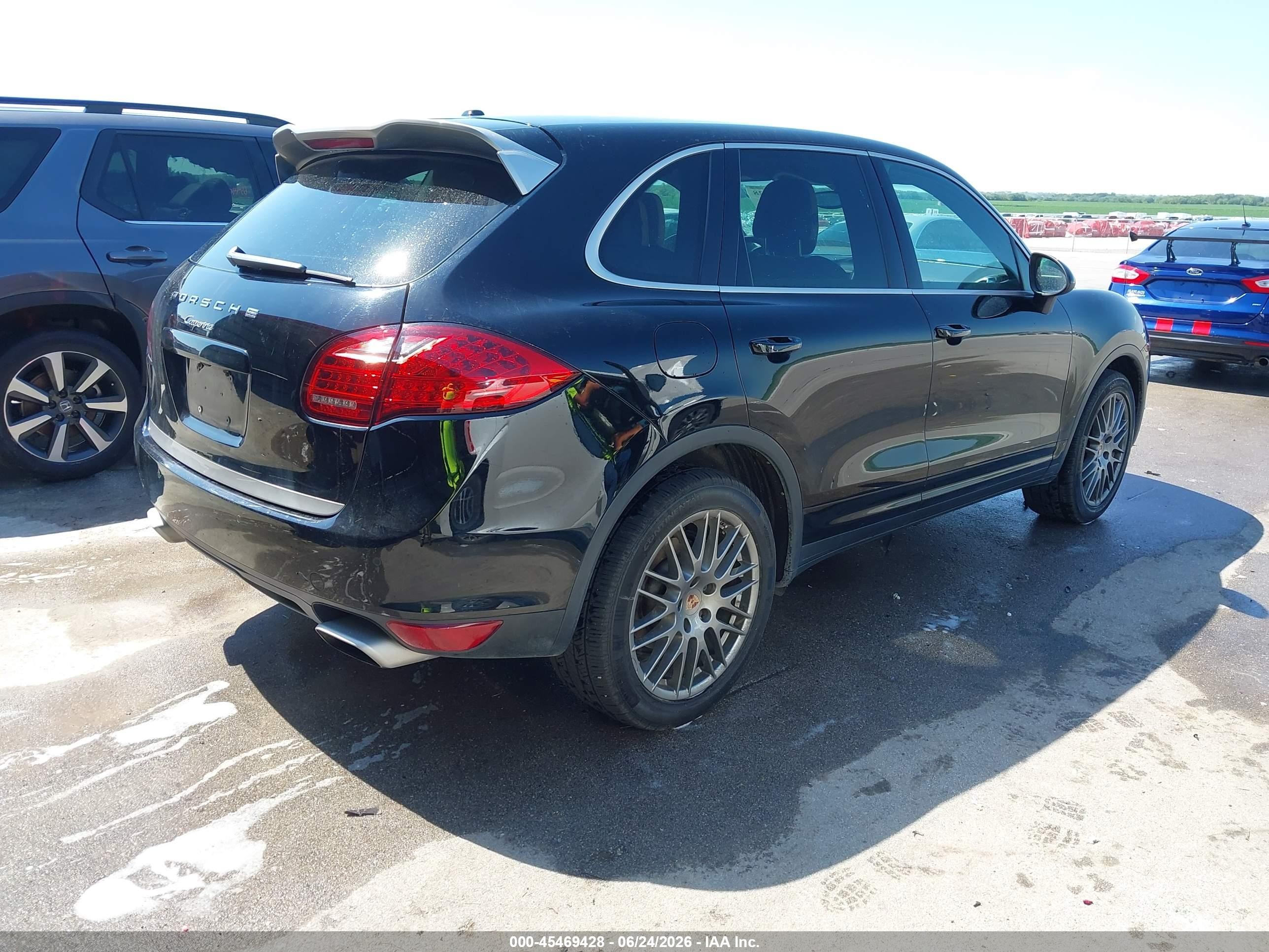 2014 Porsche Cayenne   Черный vin: WP1AA2A28ELA08865
